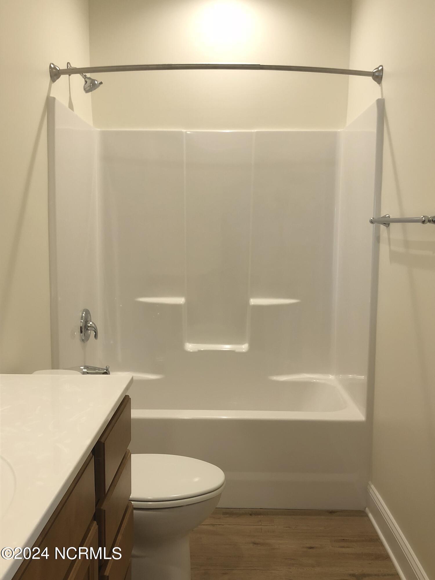 100544500 | Photo 23