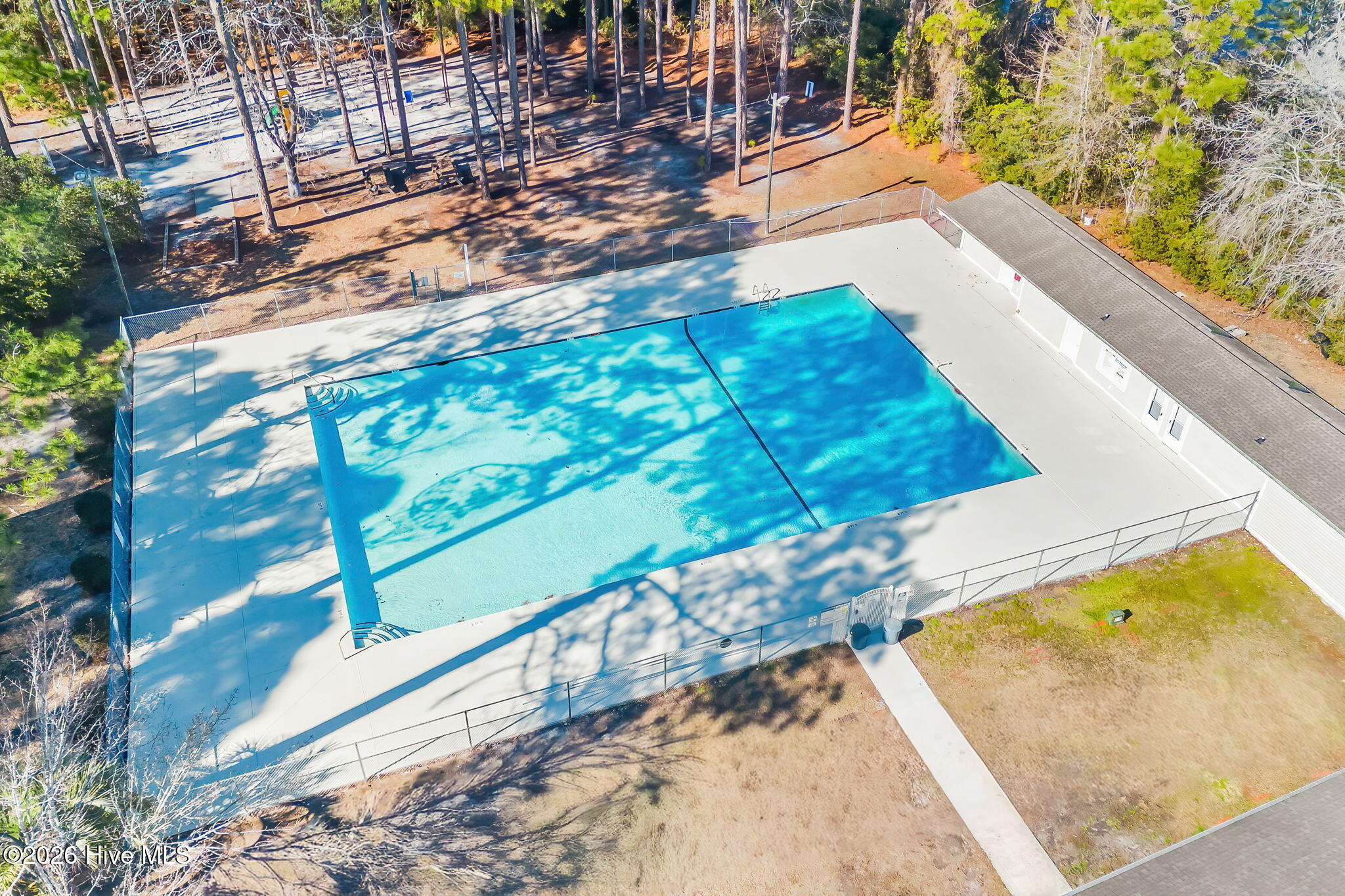 100552175 | Photo 42