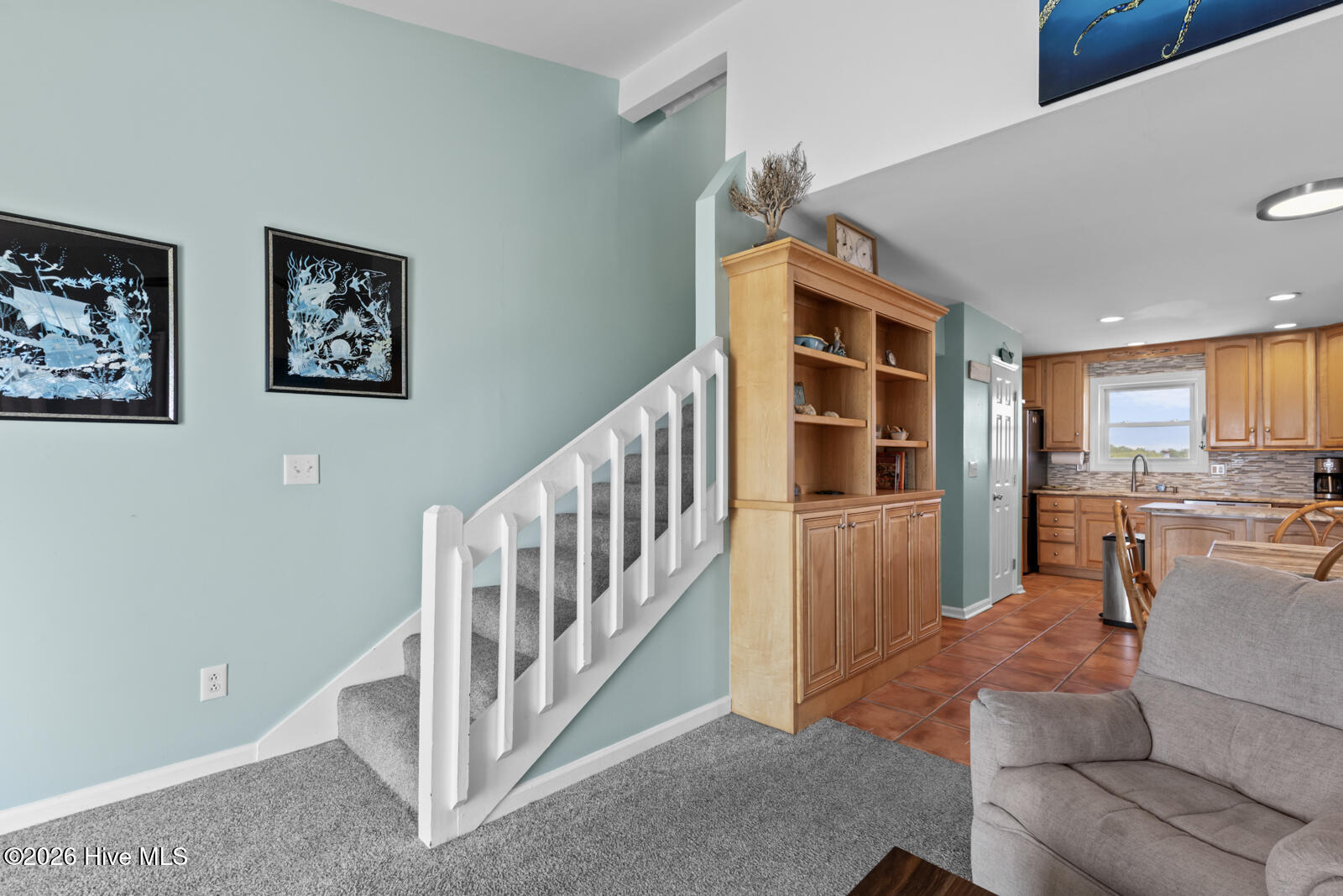 100569371 | Photo 27