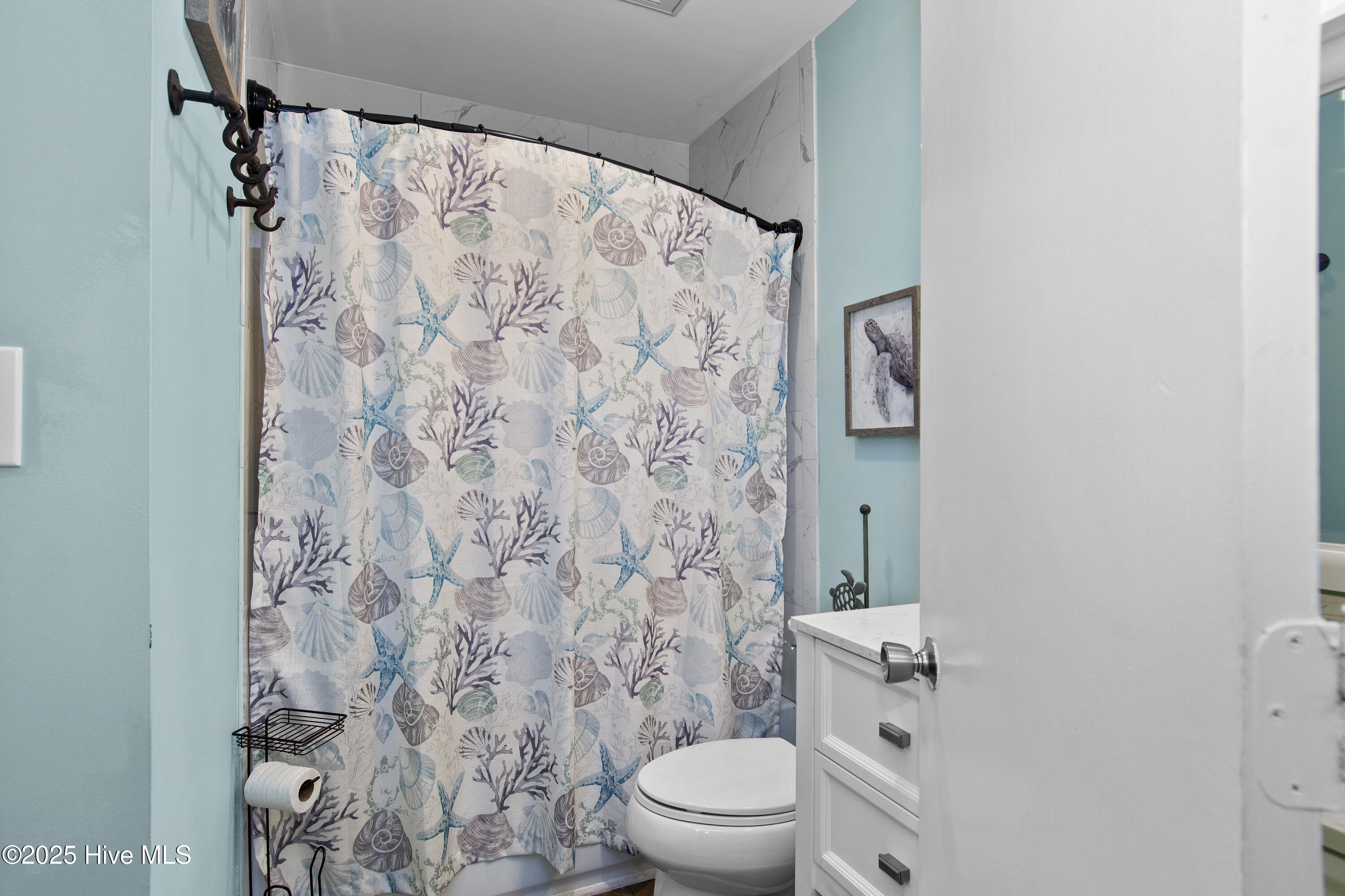 100519388 | Photo 19