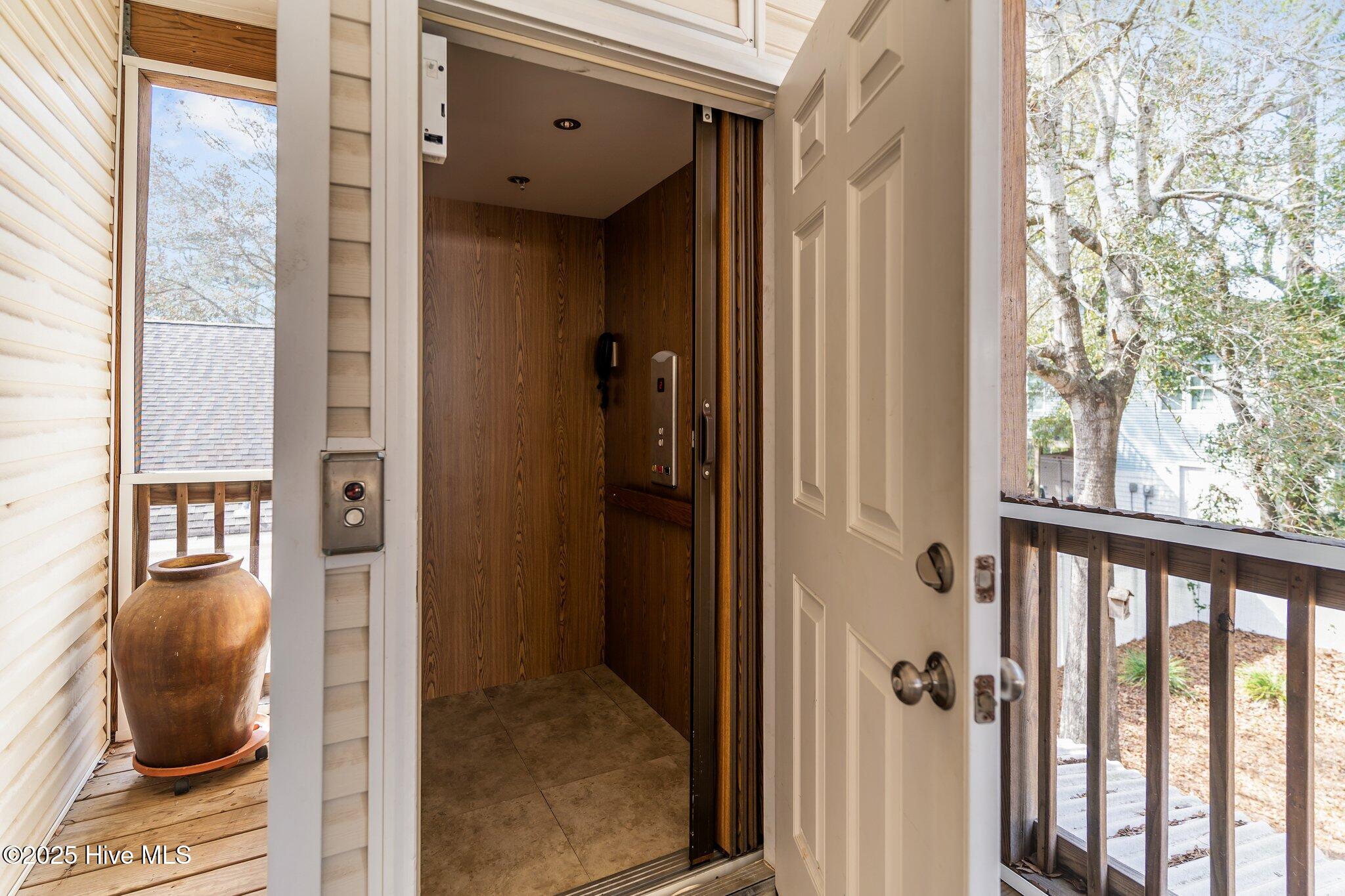 100491553 | Photo 37