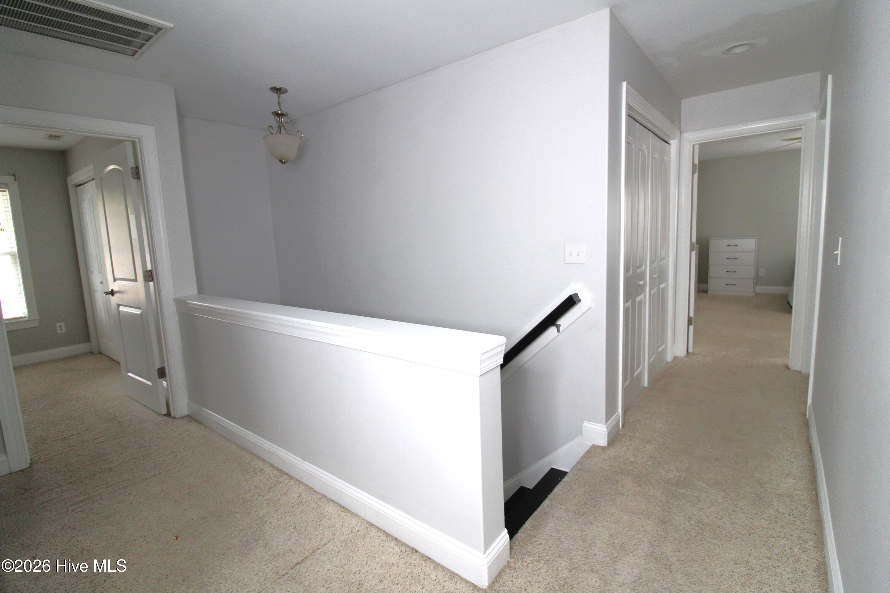 100538724 | Photo 22