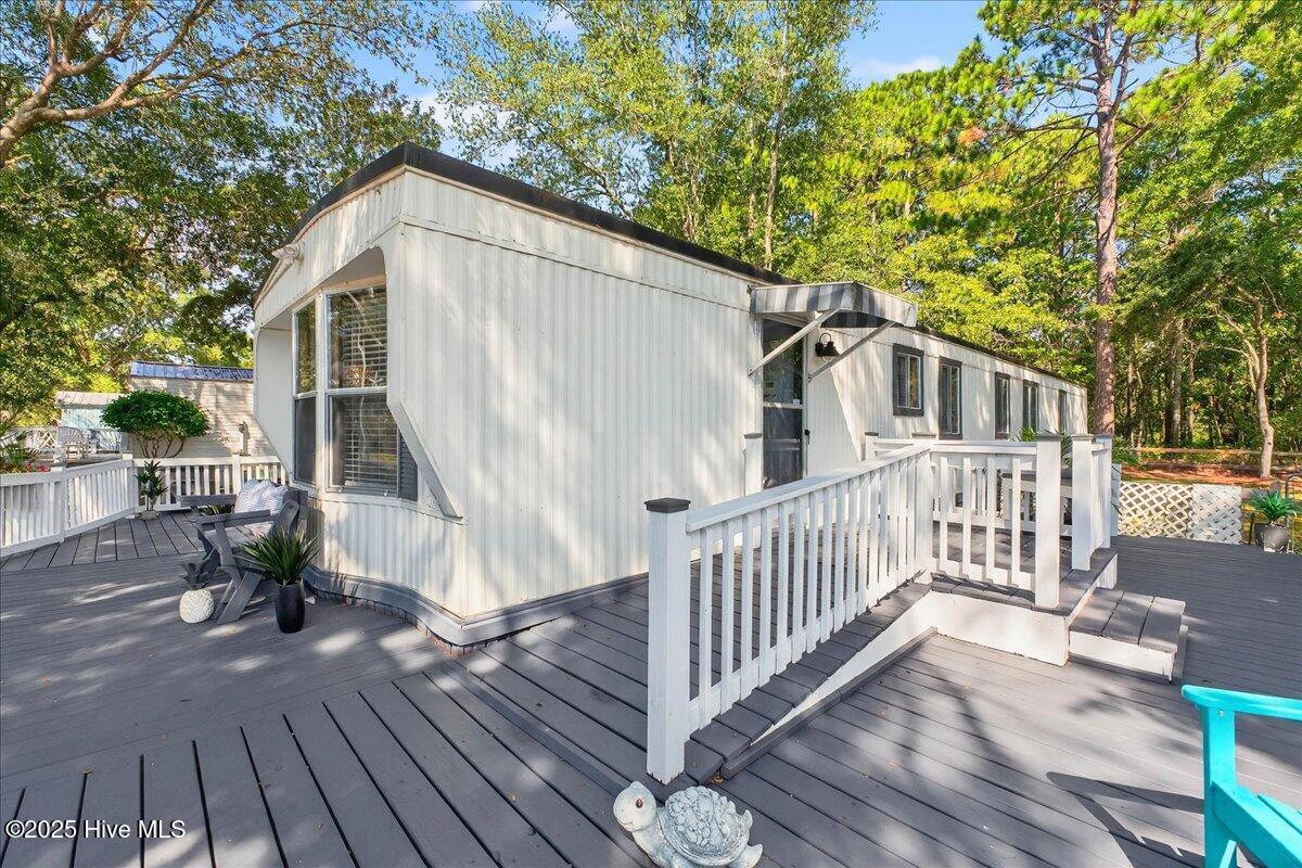 100529592 | Photo 41