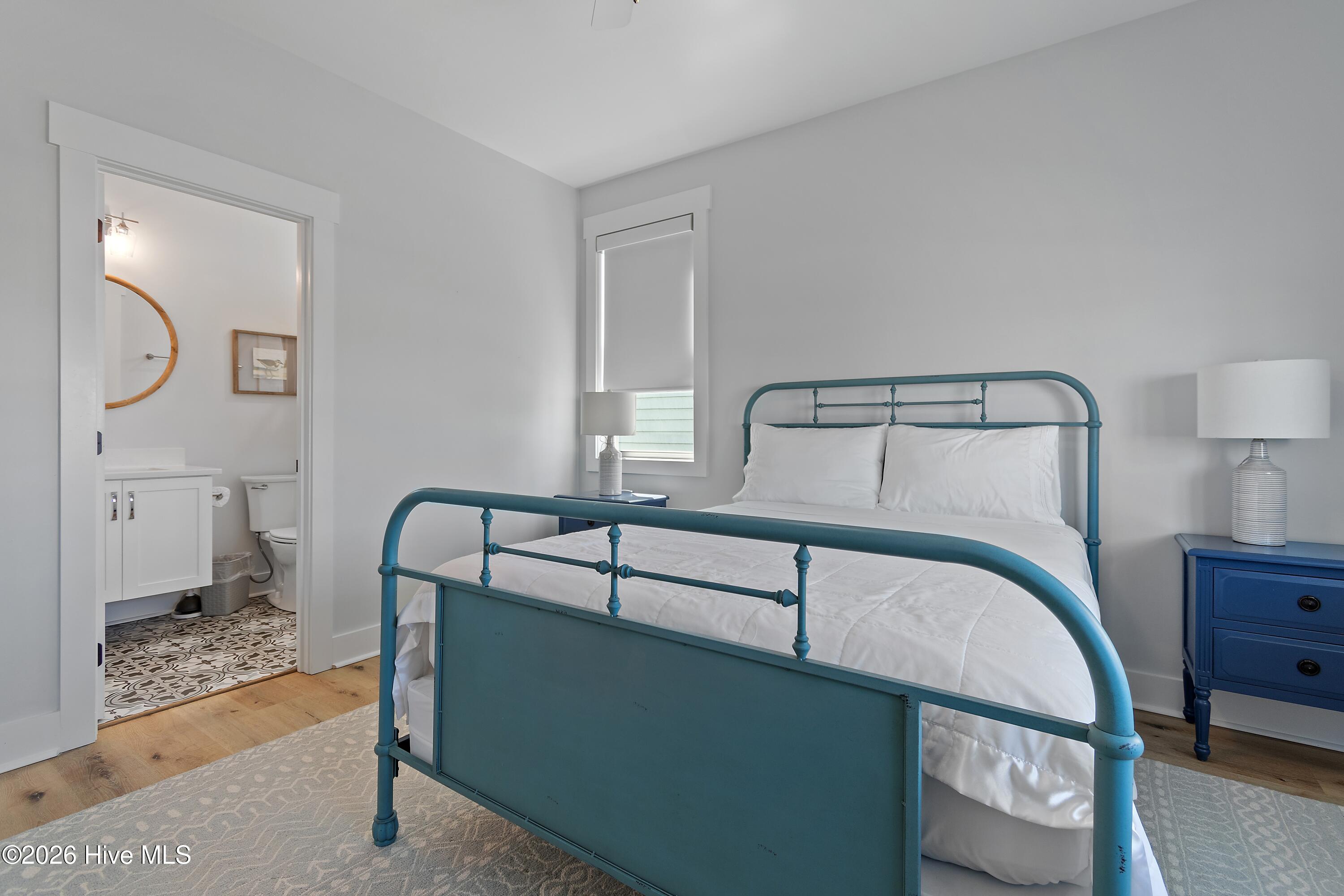 100564147 | Photo 30