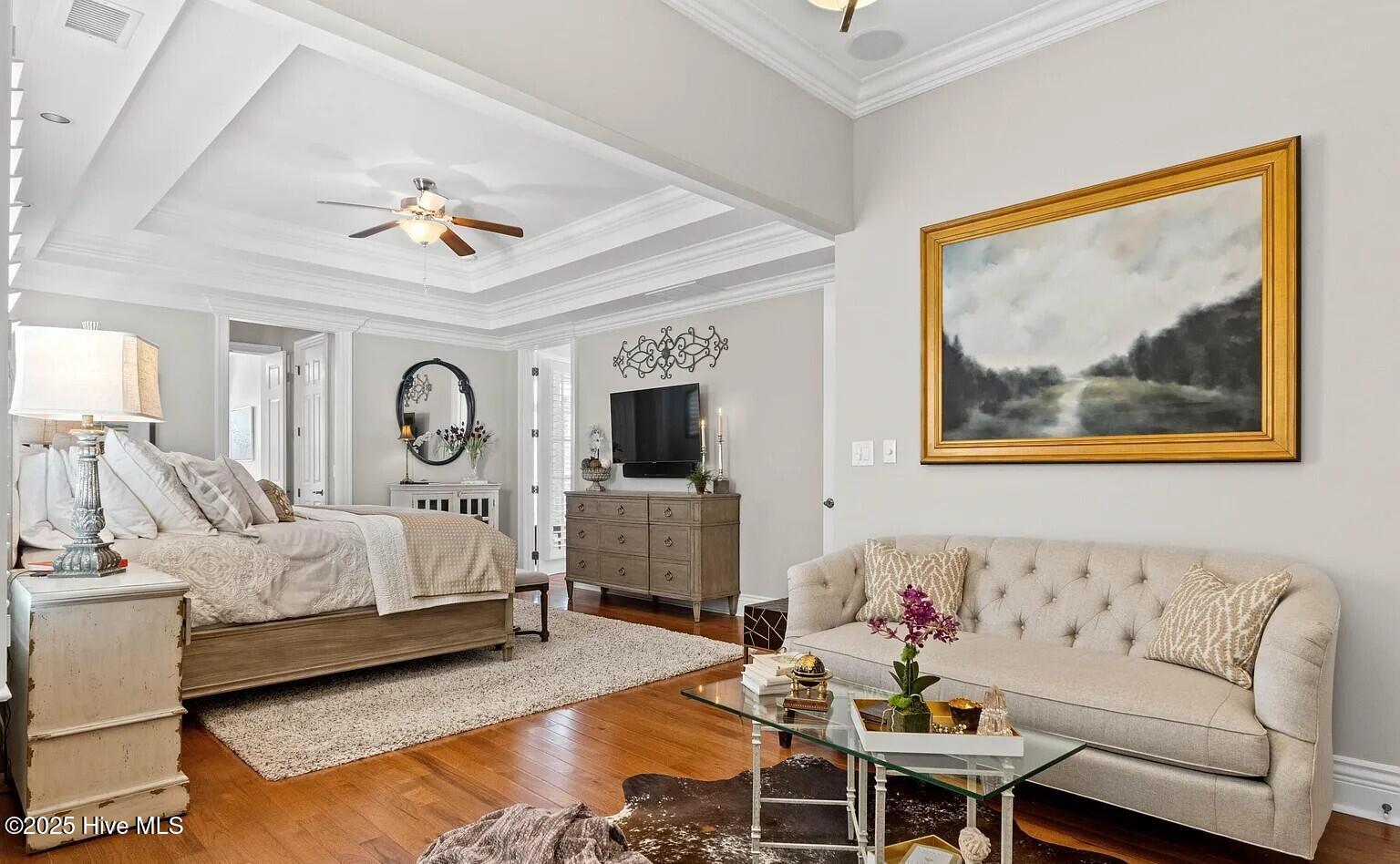 100549580 | Photo 44