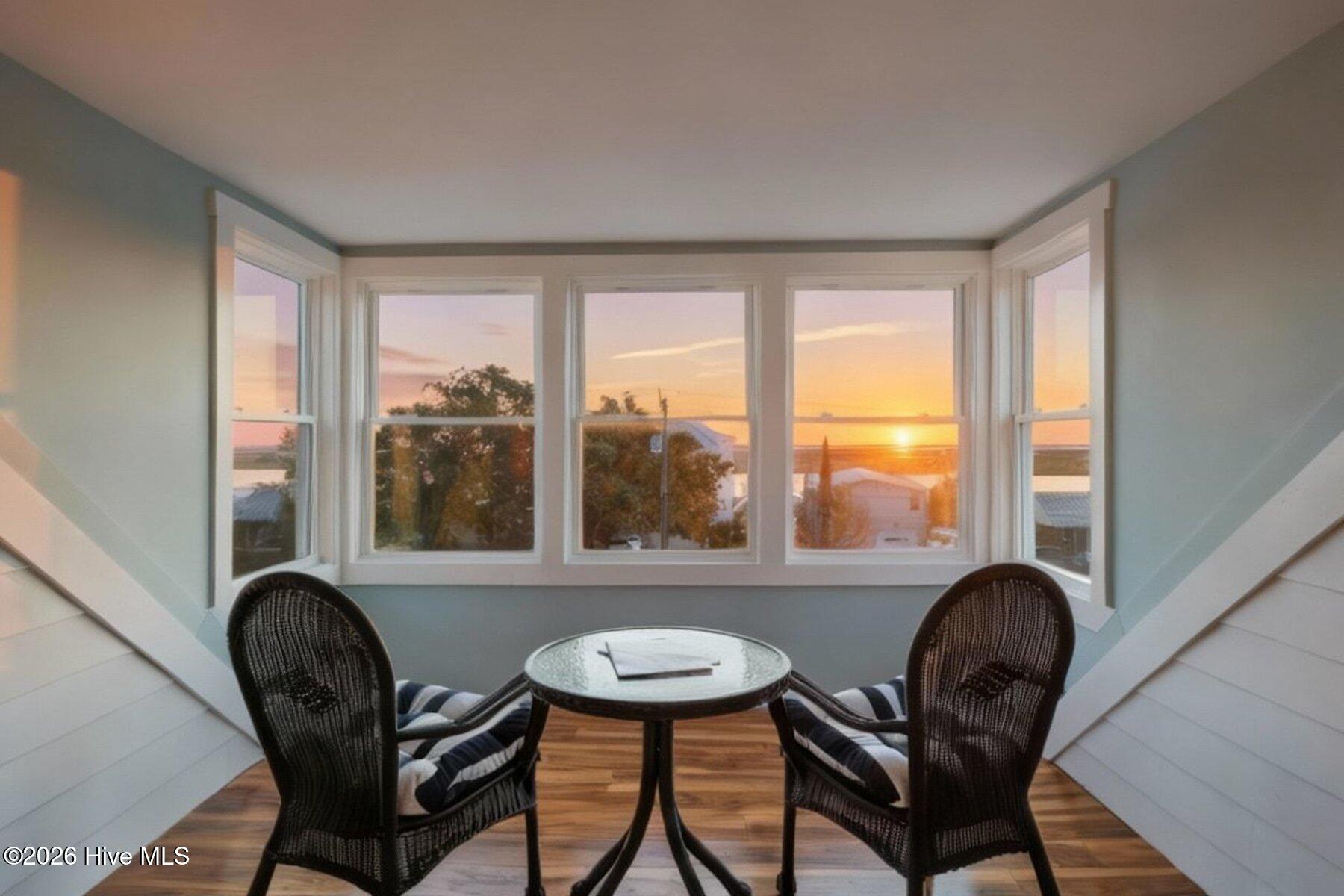 100551299 | Photo 37