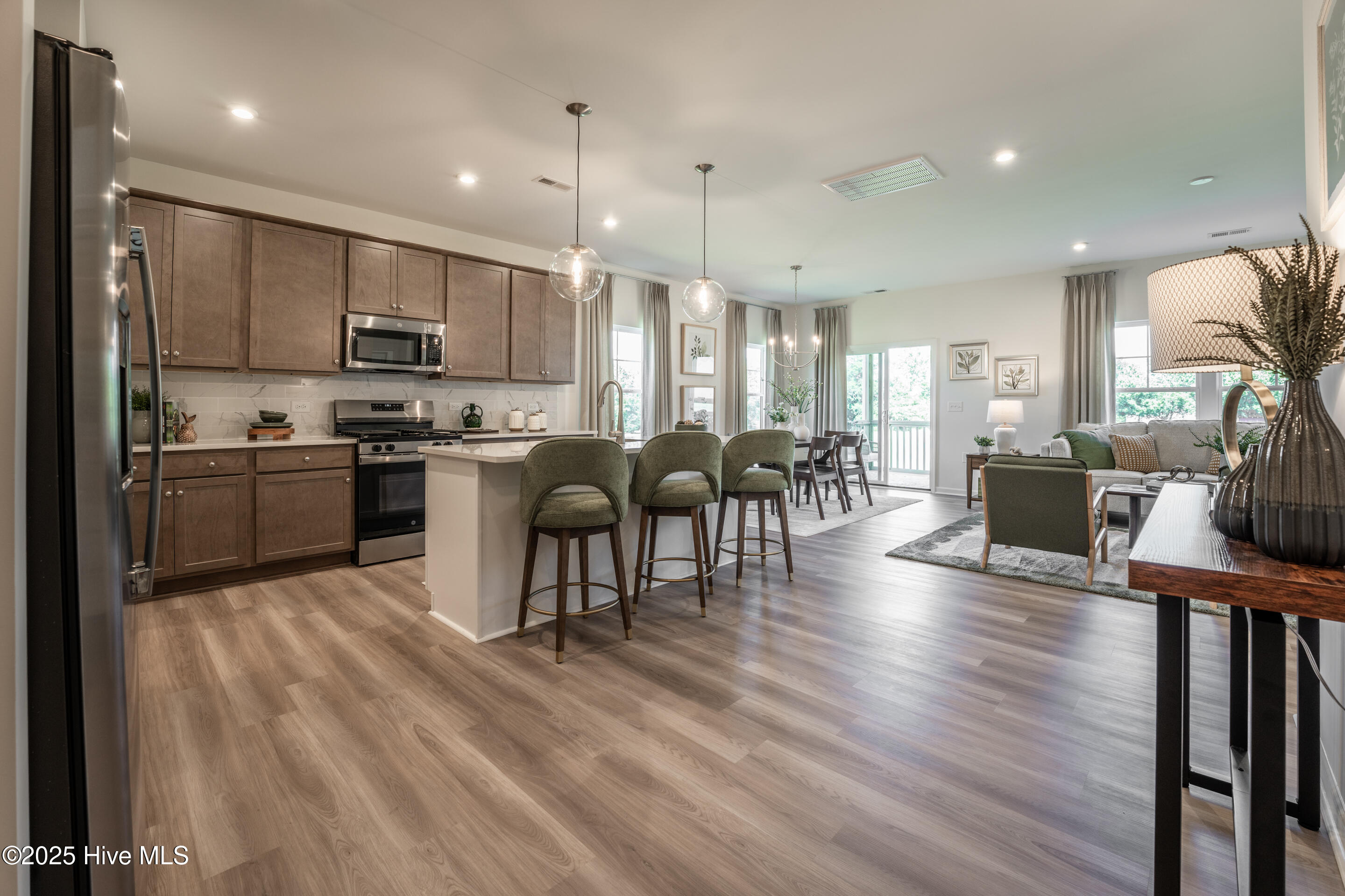 6 HHHunt Homes Maxwell - Kitchen