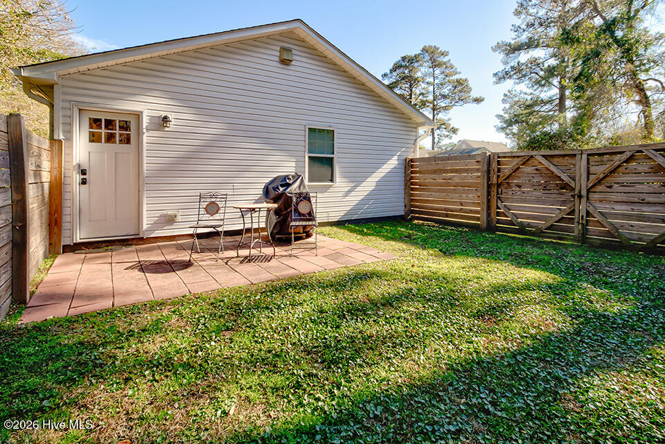 100550218 | Photo 47