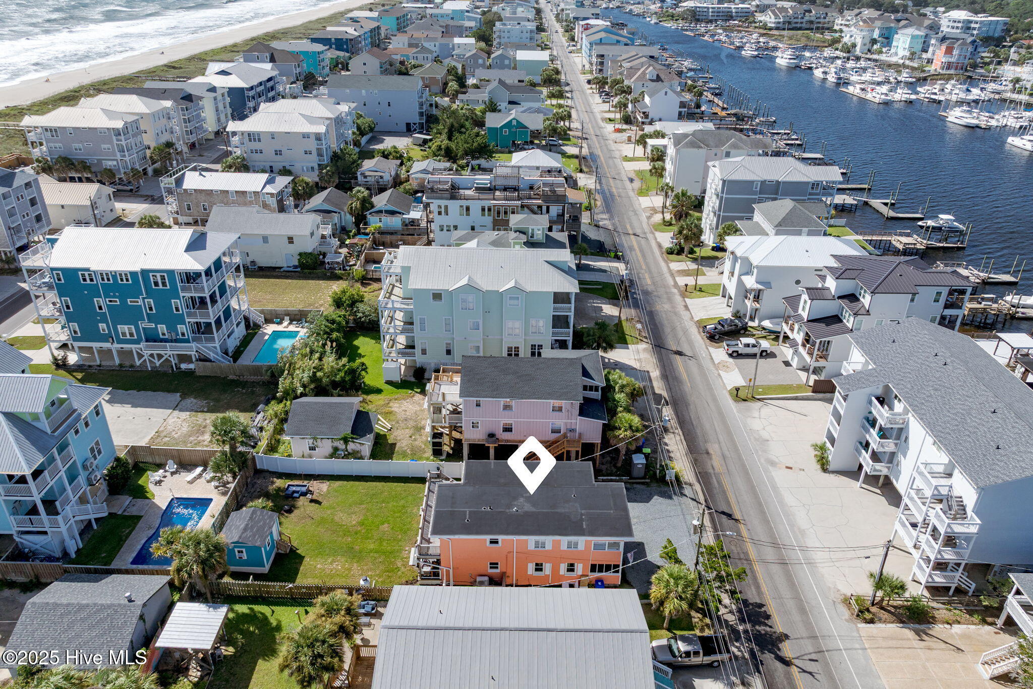 100534181 | Photo 61