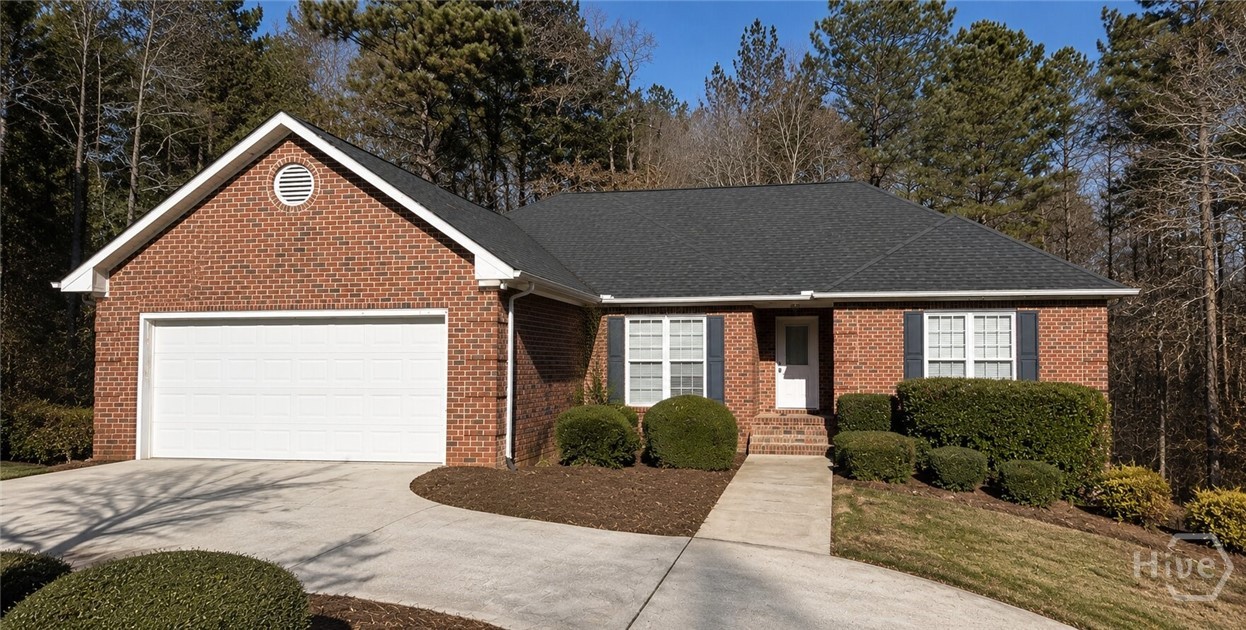 FEATURED LISTINGS