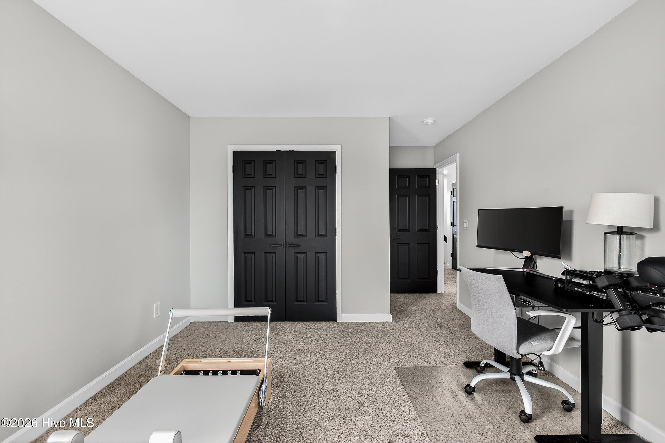 100548948 | Photo 30