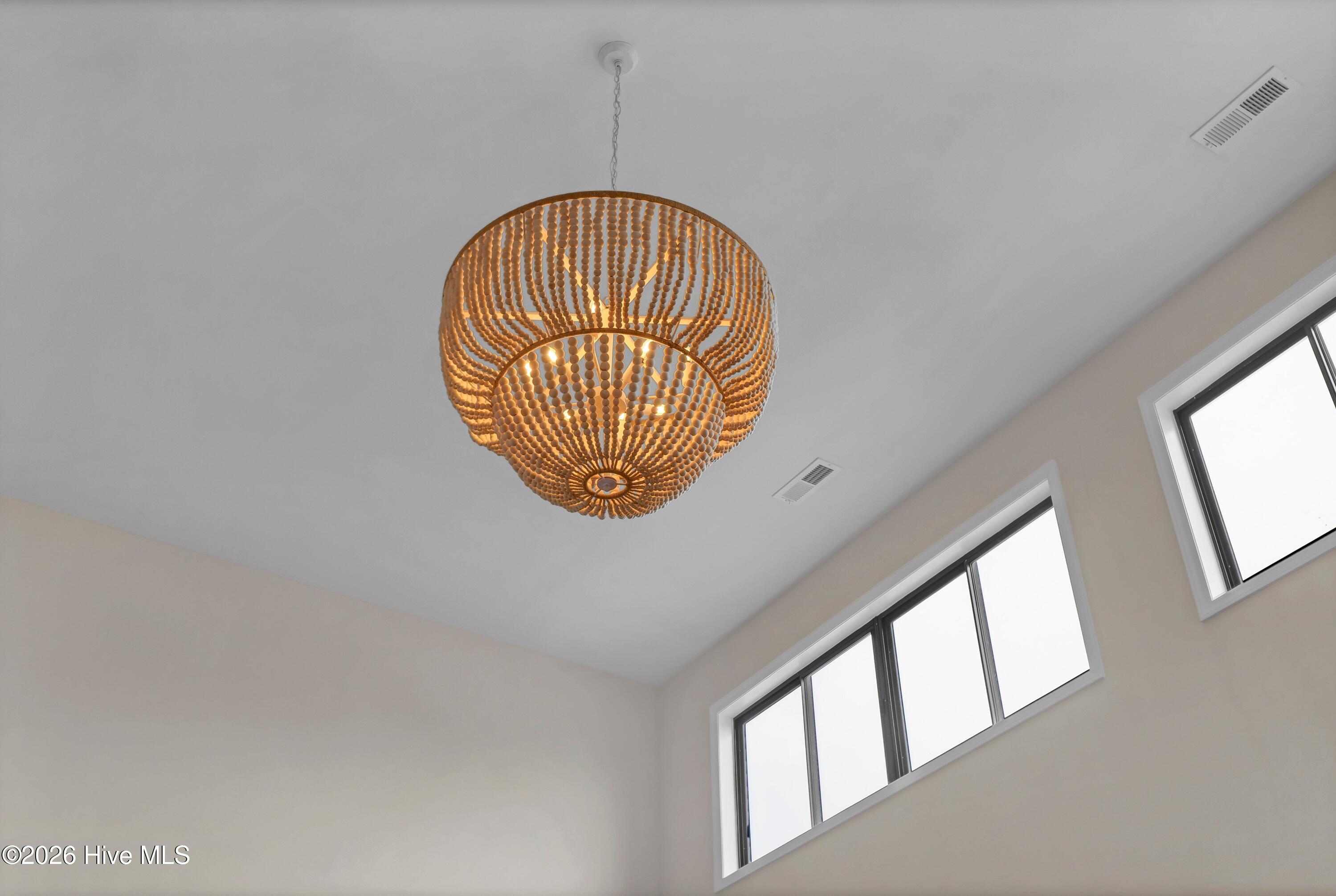 100556250 | Photo 19