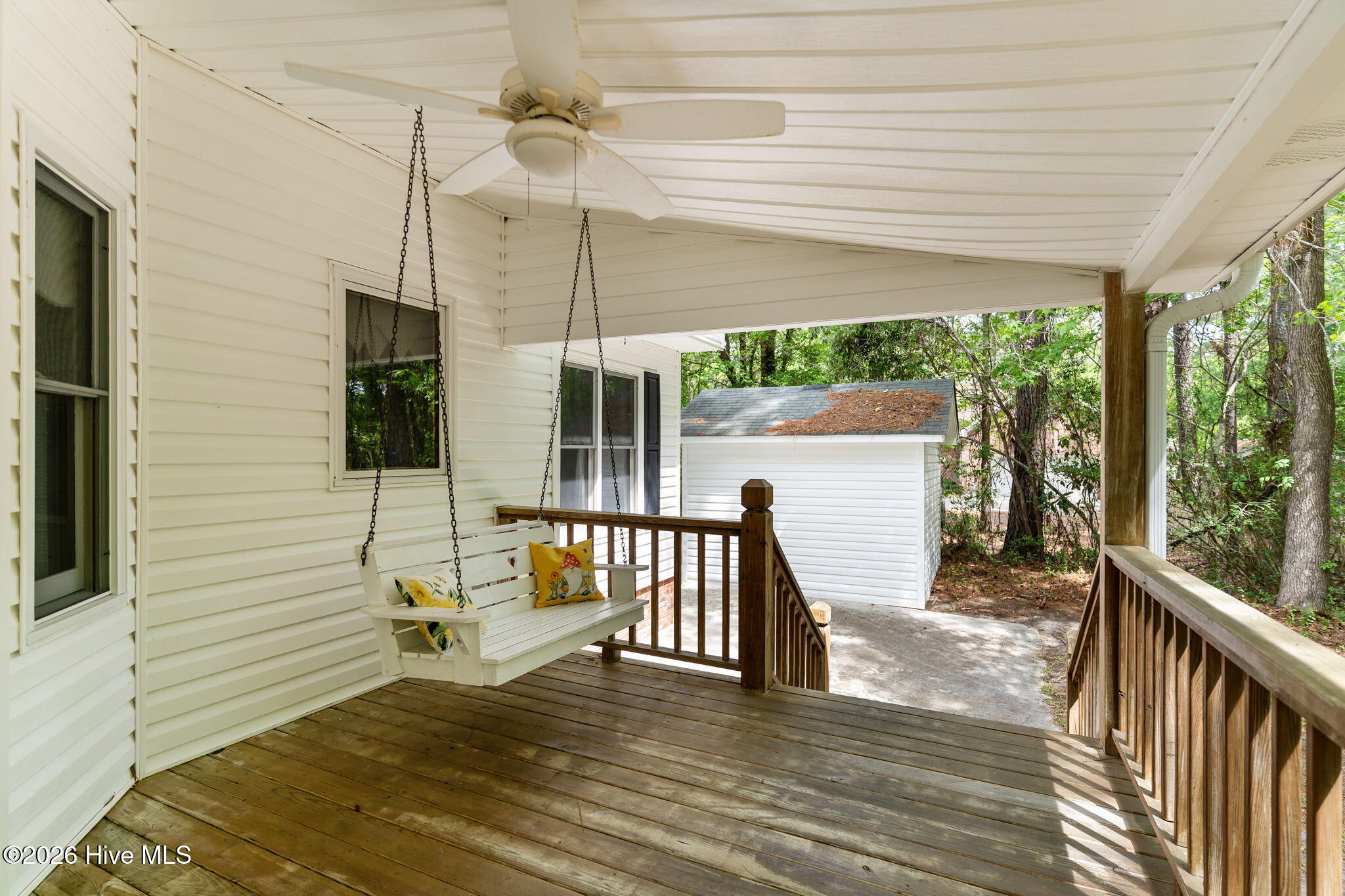 100568125 | Photo 39