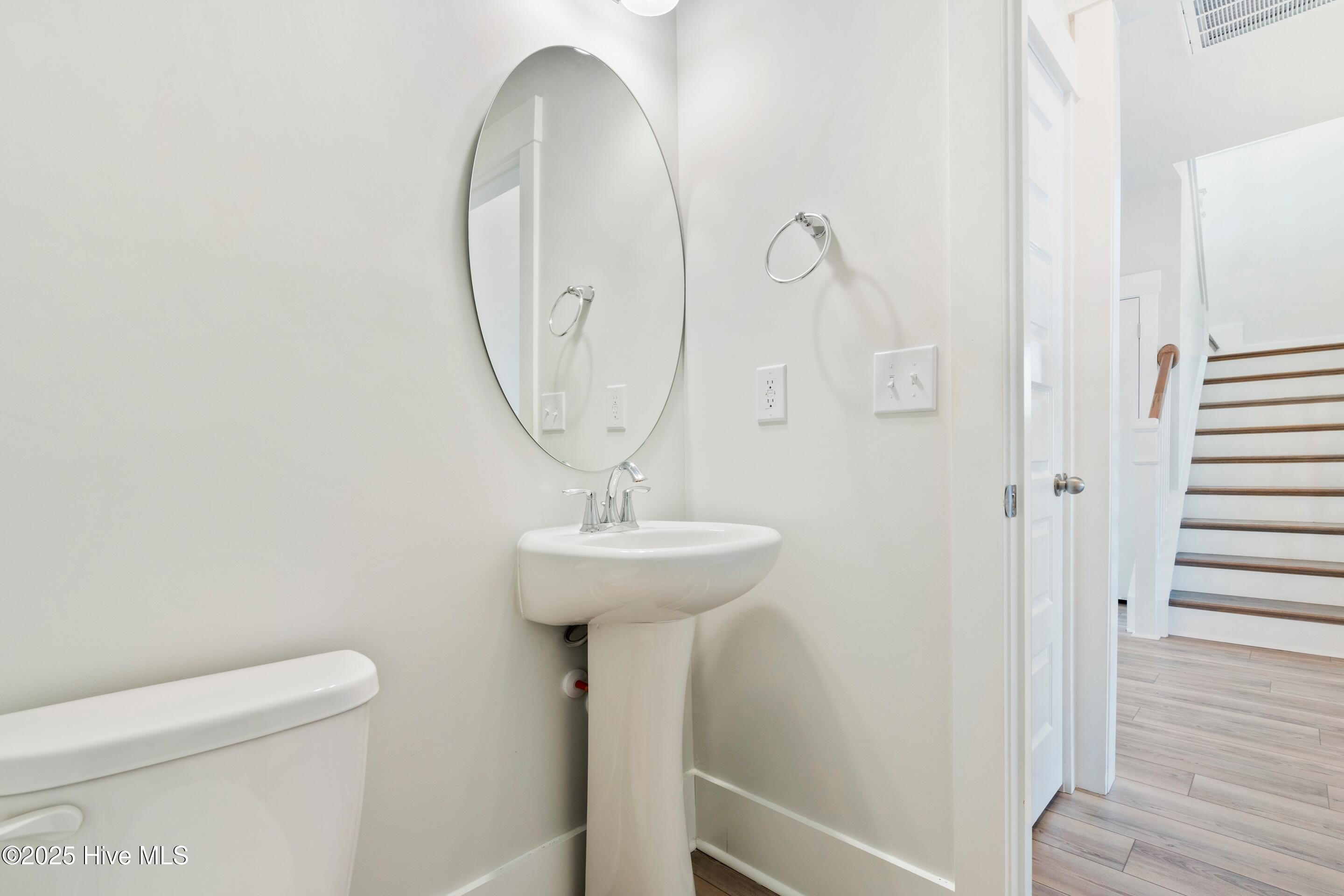 100547045 | Photo 10