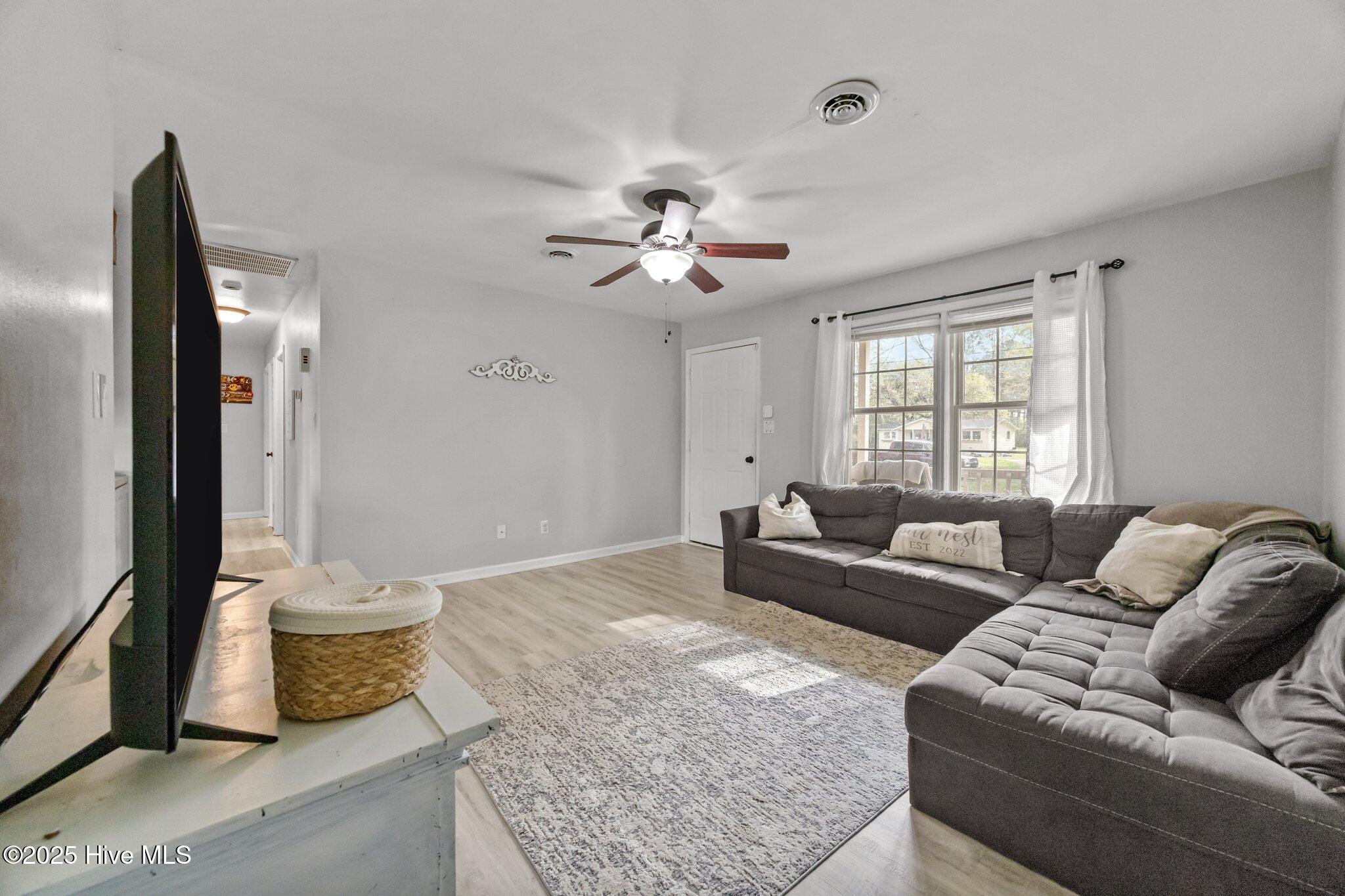 250 Ernest Gurganus Road, Jacksonville, NC 28540 – photo 24: 26-web-or-mls-IMG_2155