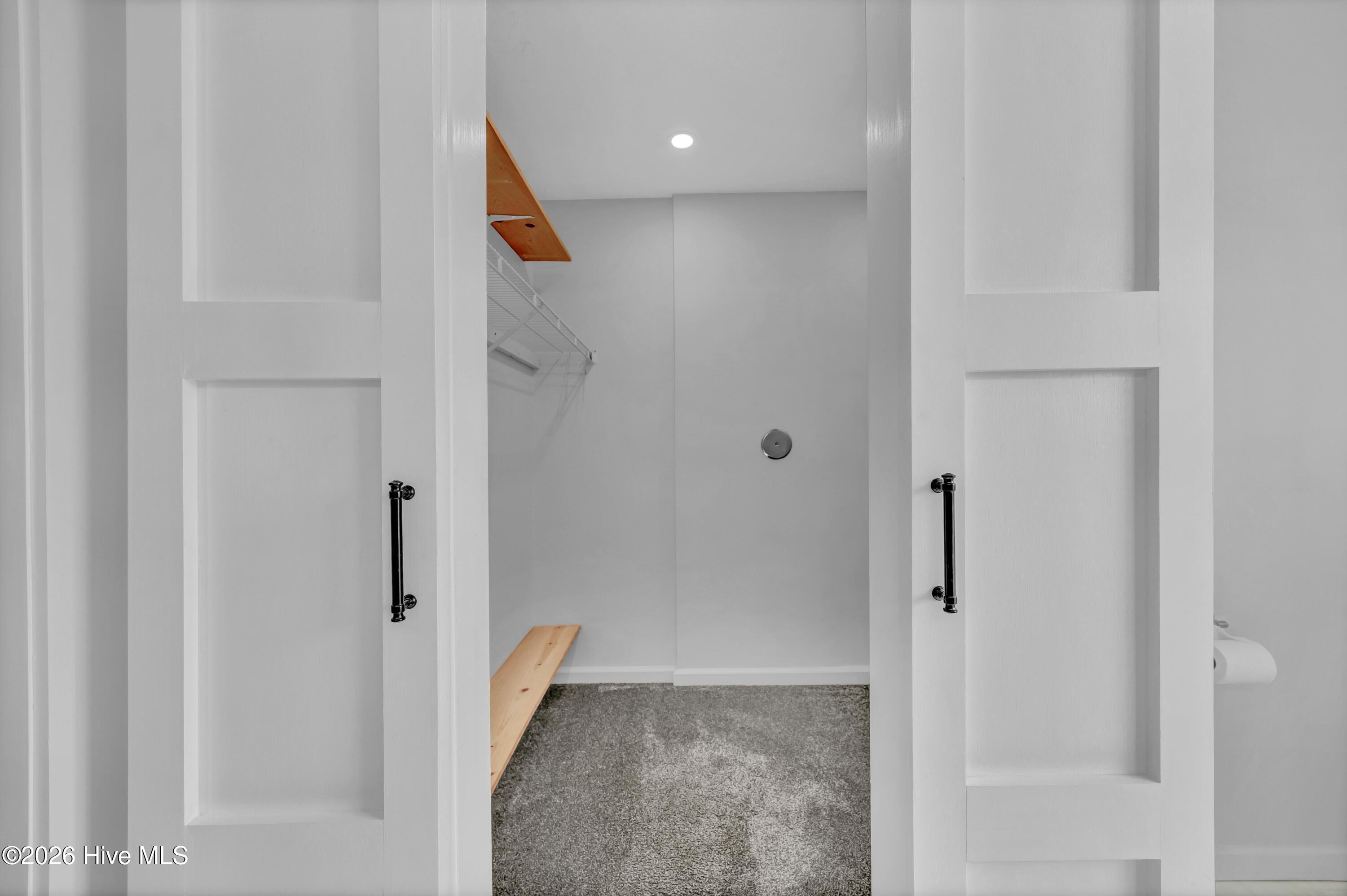 100563133 | Photo 20