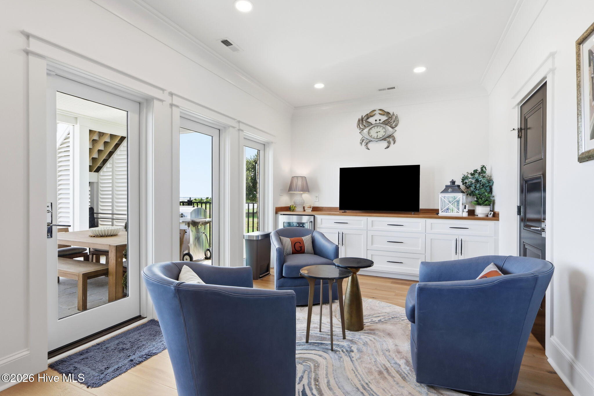 402 Kensington Place,Newport