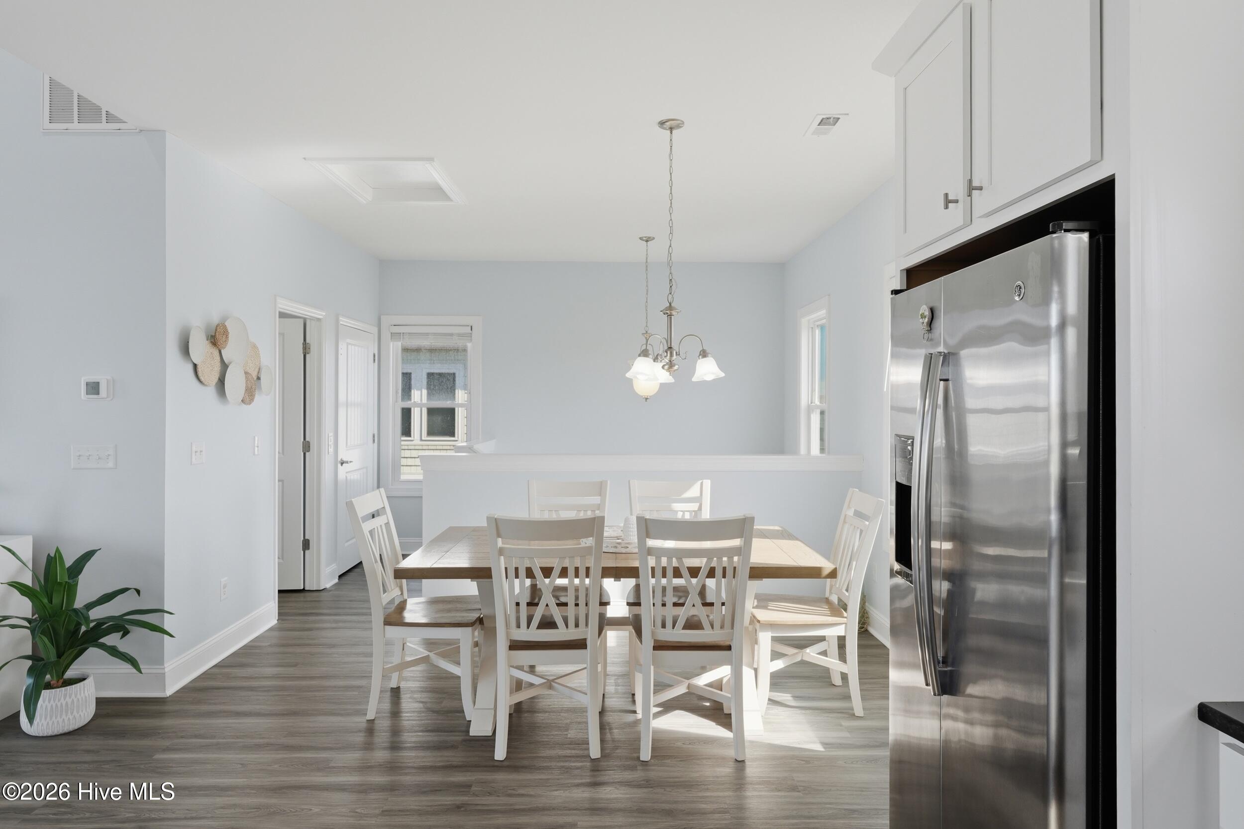 100565871 | Photo 29