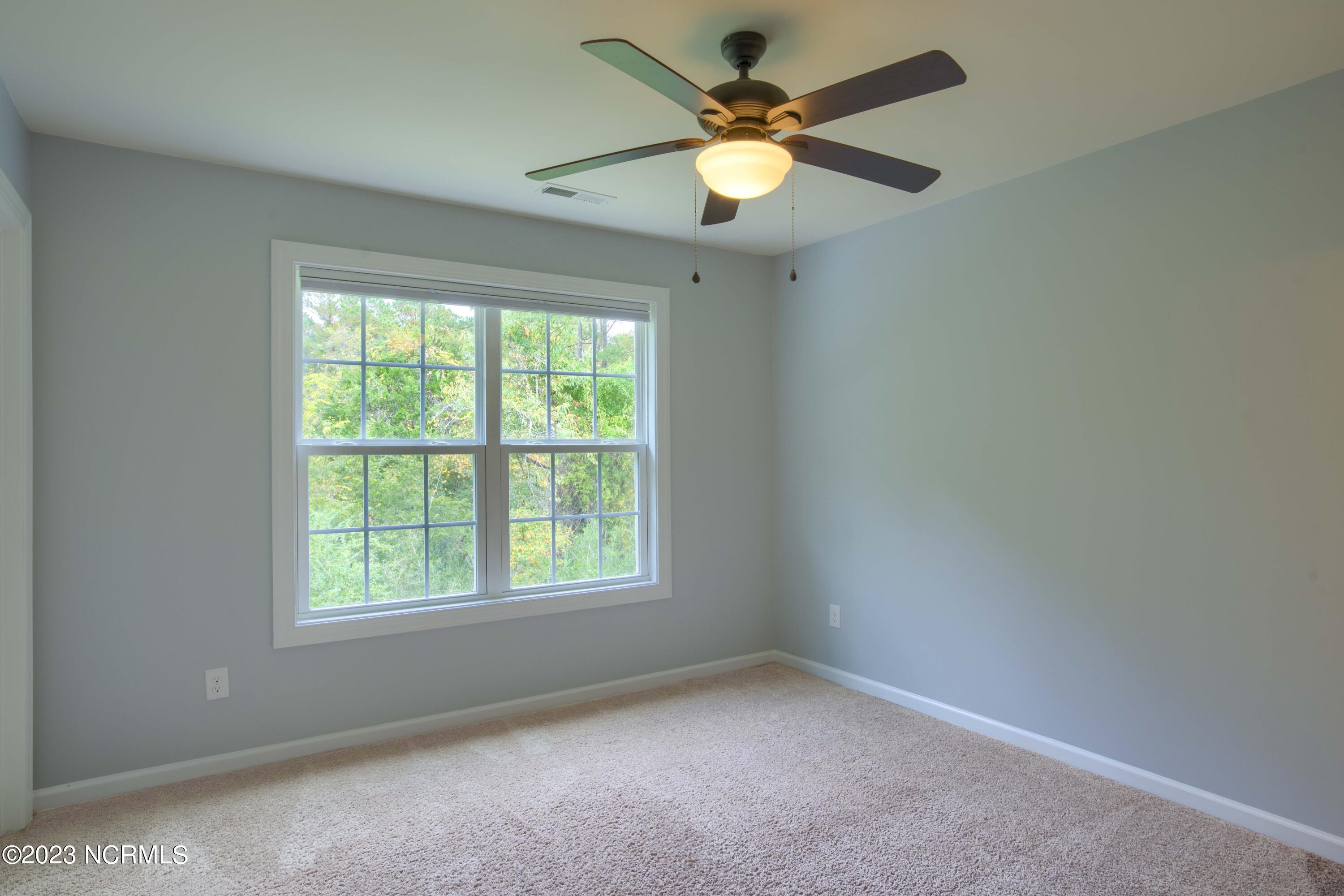 100545817 | Photo 24