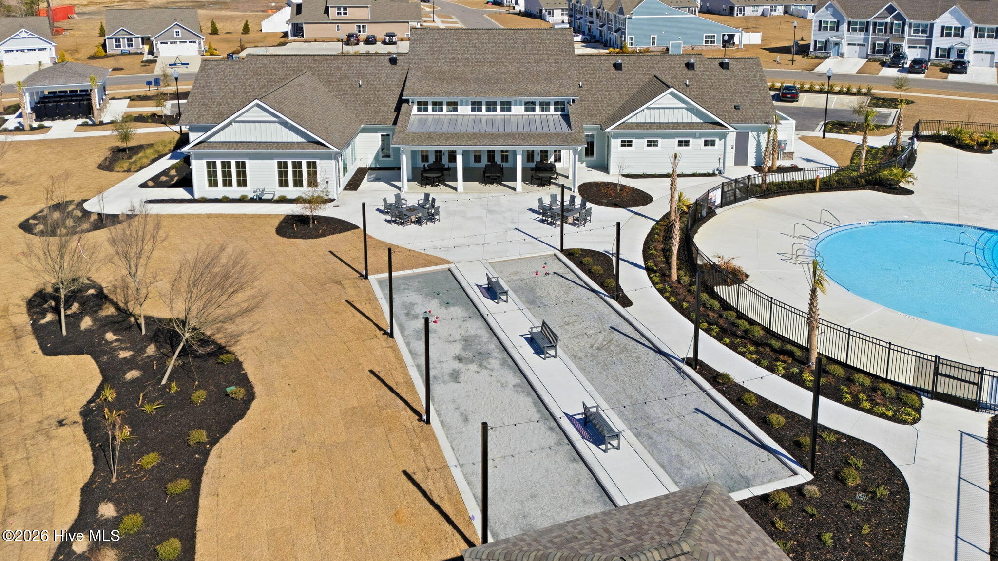 100554684 | Photo 50