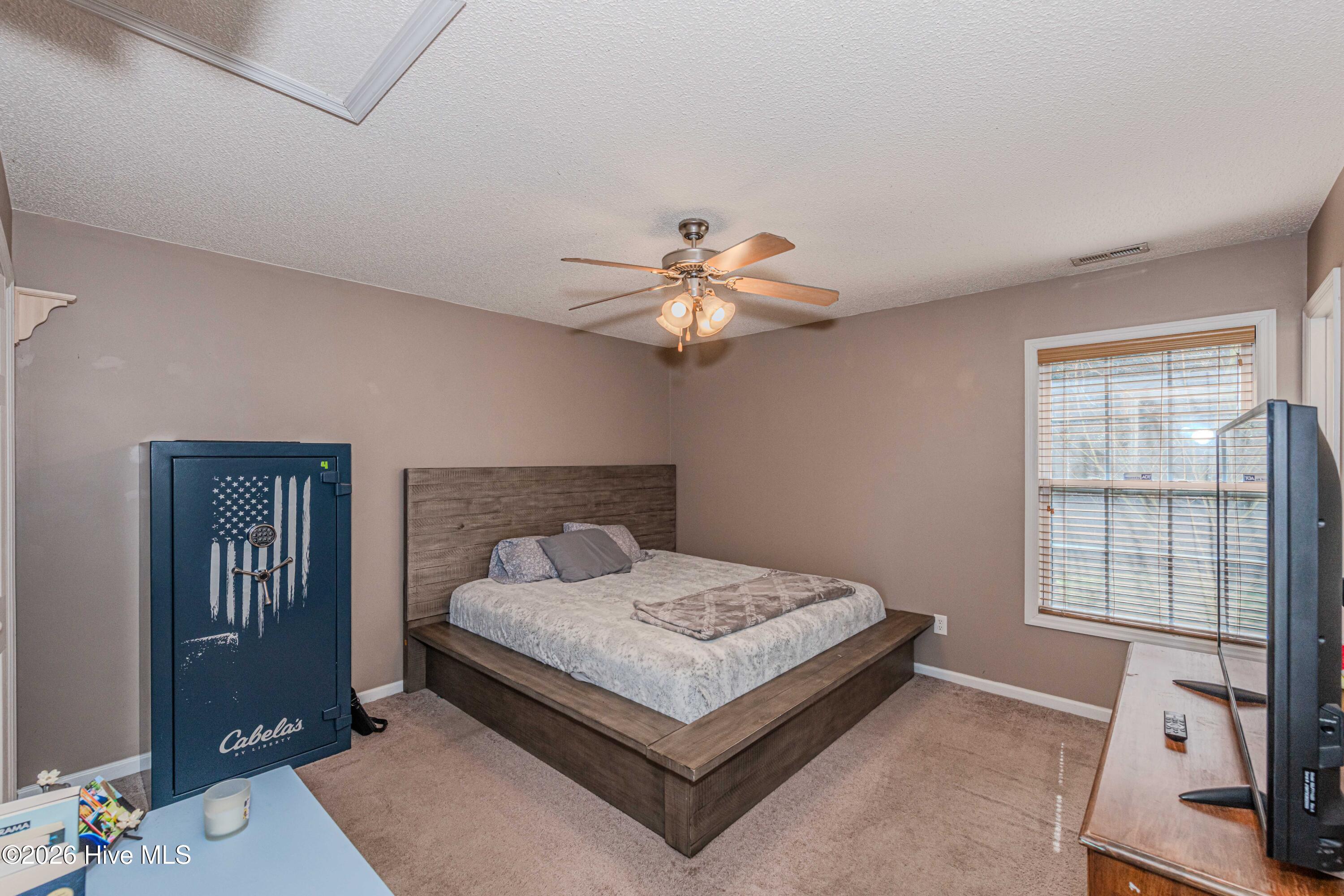 101 Barrington Court,Maple Hill