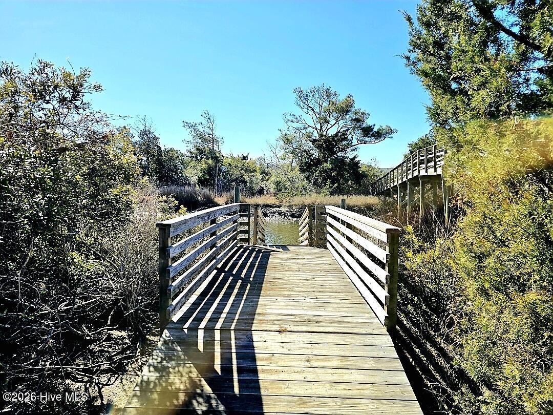 100552706 | Photo 25