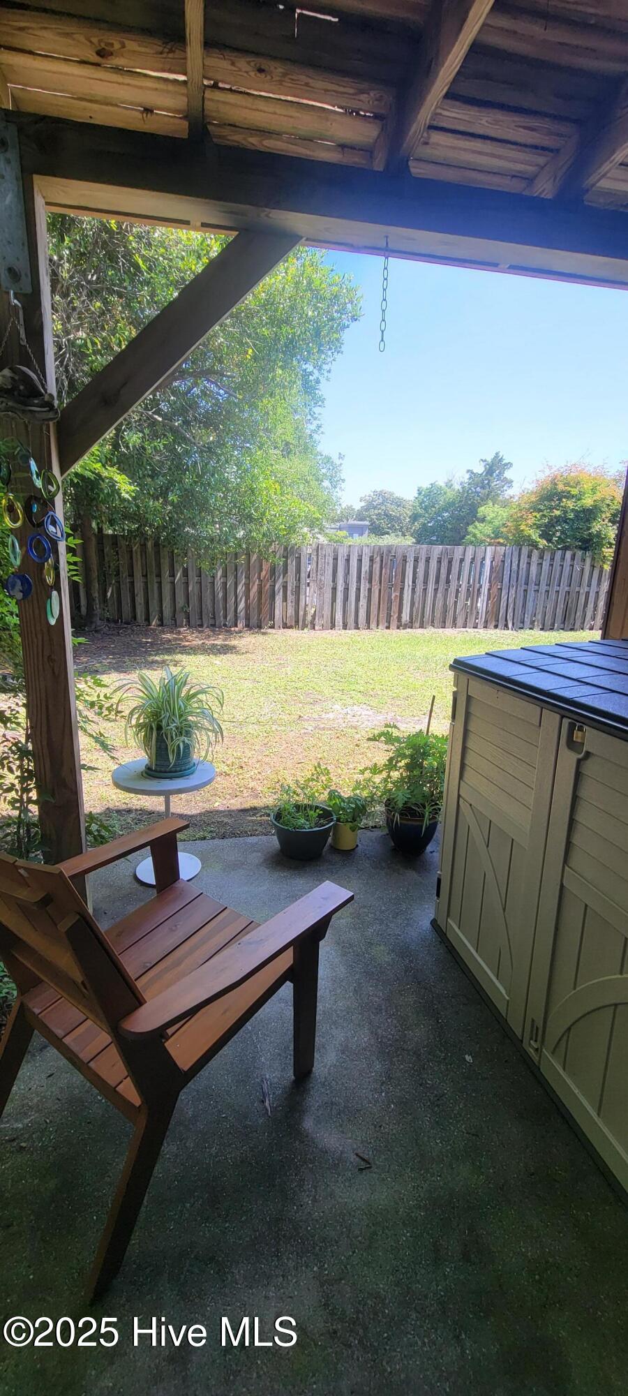 100545599 | Photo 13