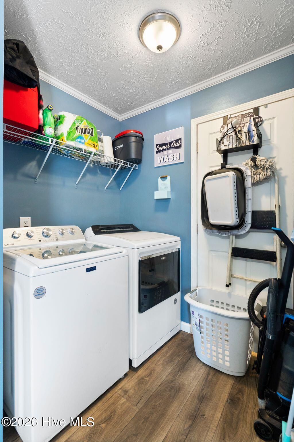 100559666 | Photo 43