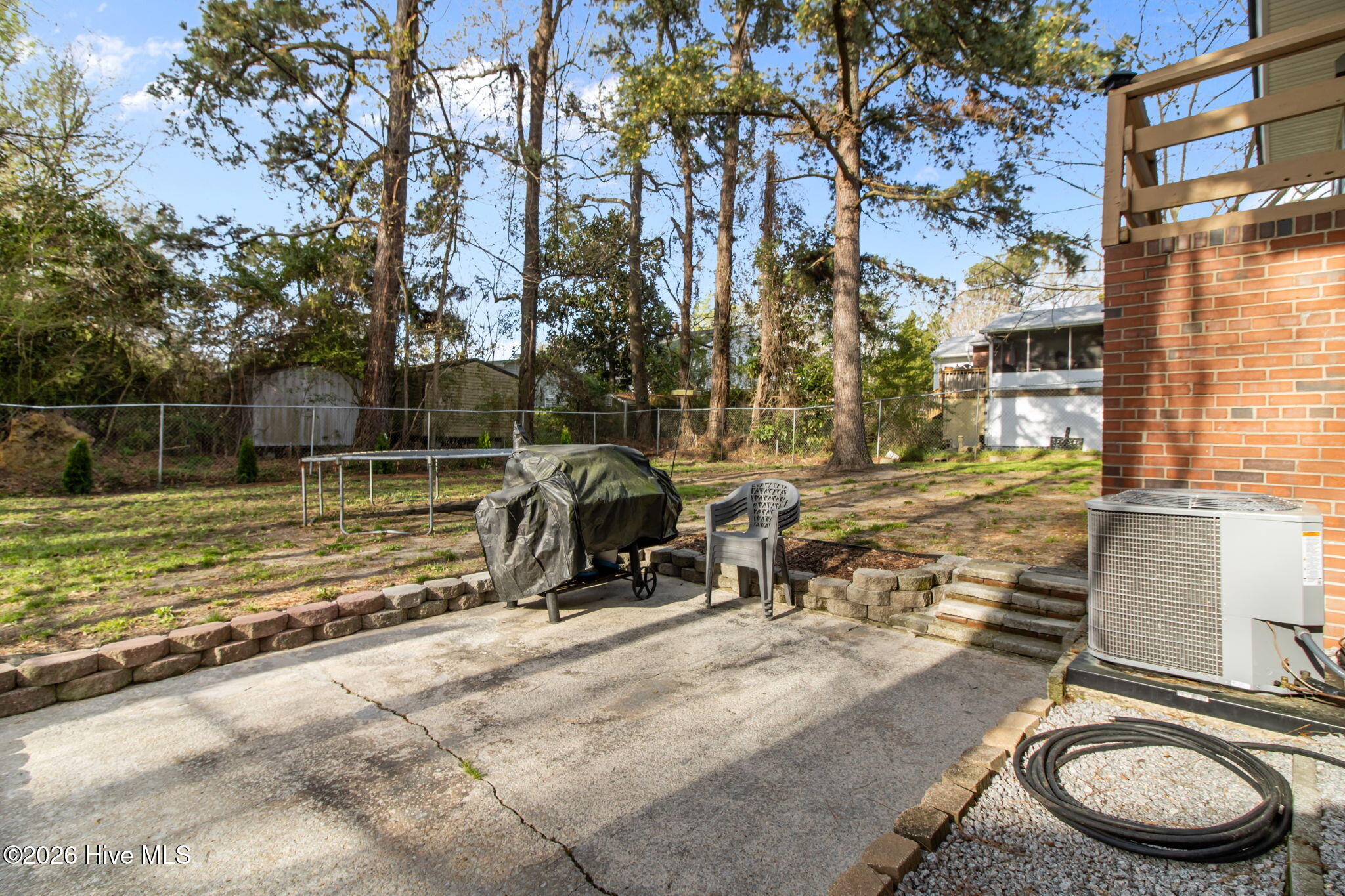 100561394 | Photo 31