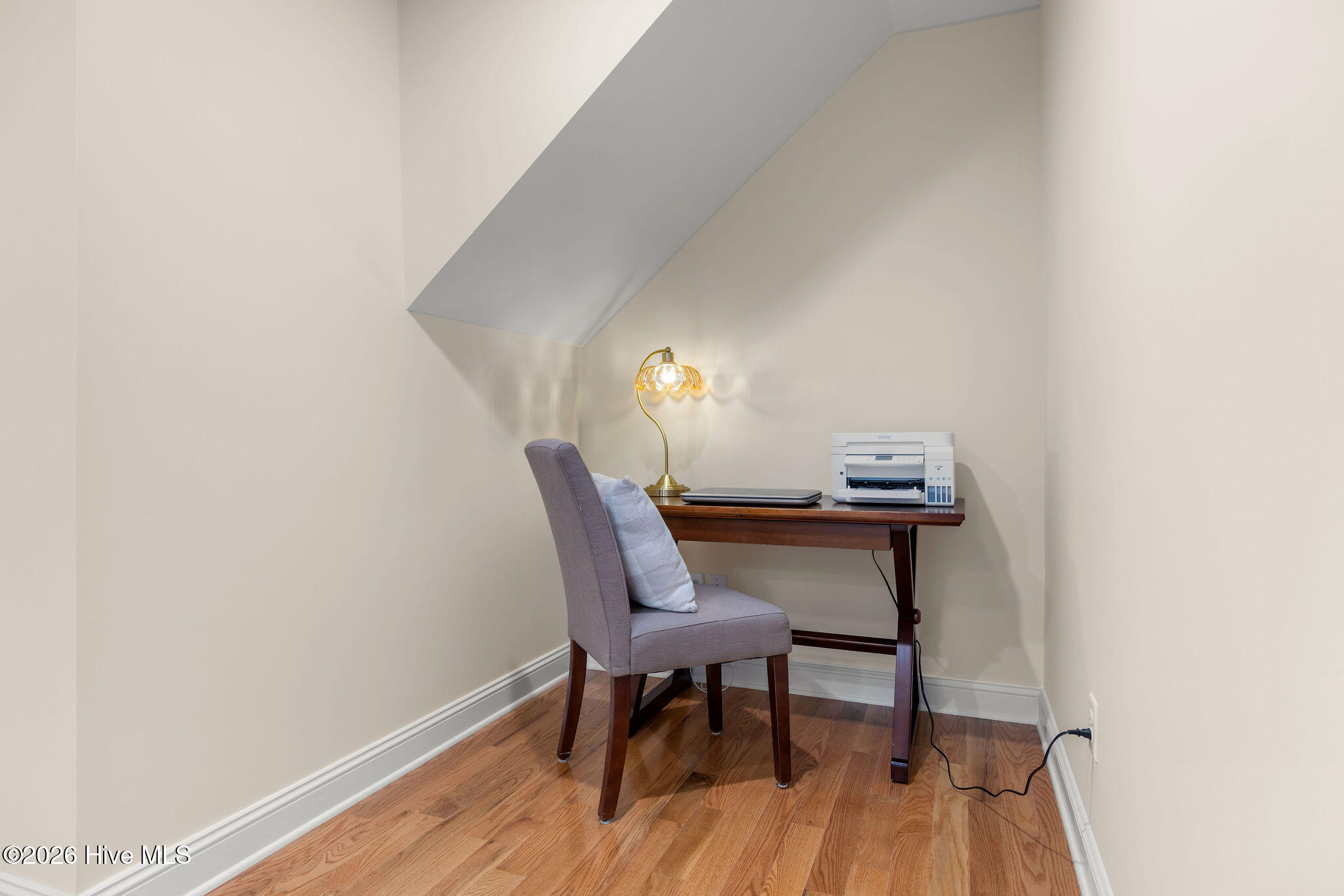 100556154 | Photo 47