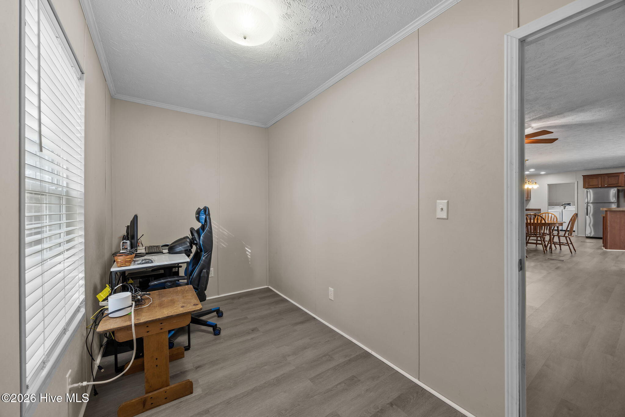 100550408 | Photo 20