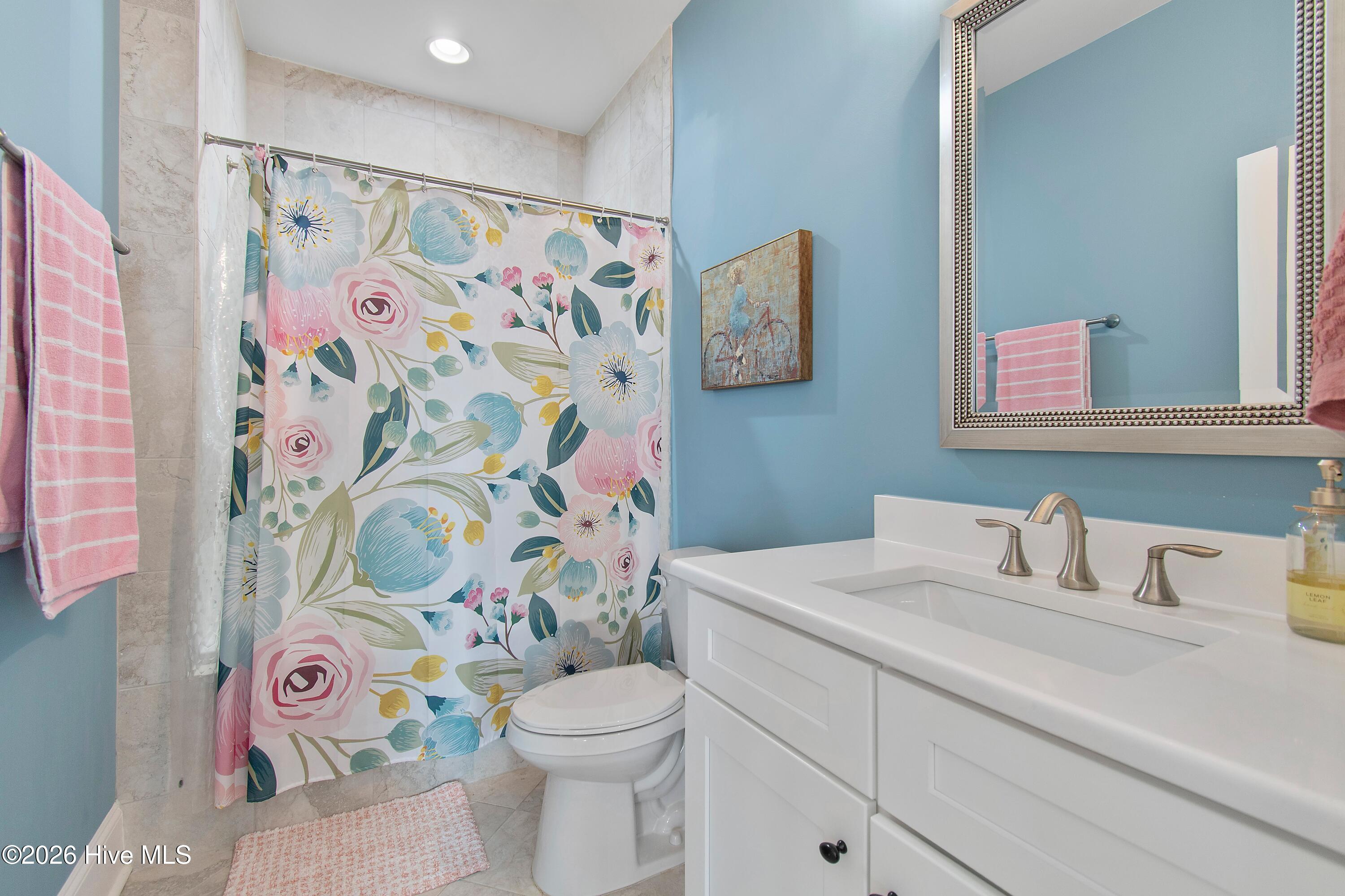 100556755 | Photo 40