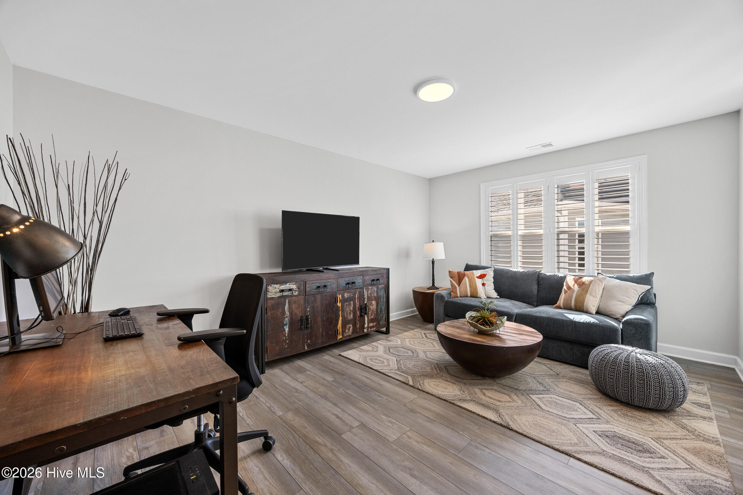 100548050 | Photo 24