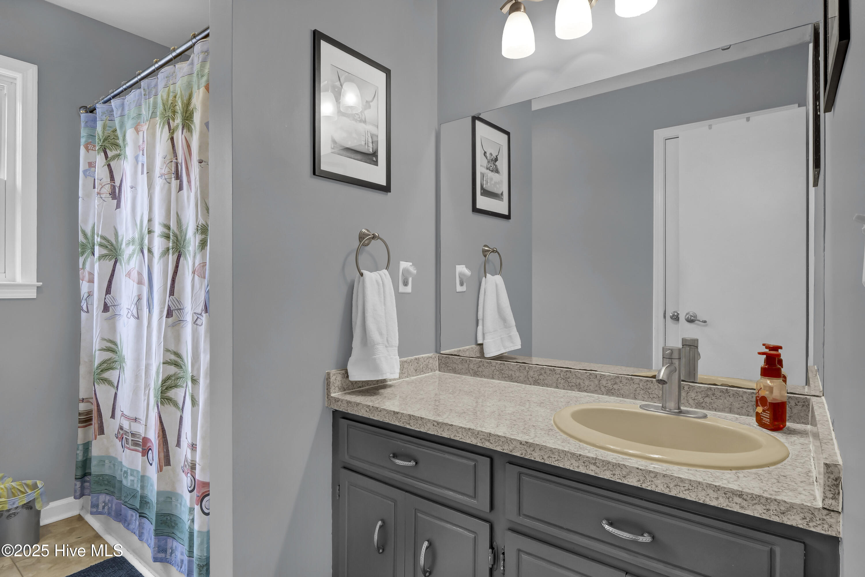 100543547 | Photo 17