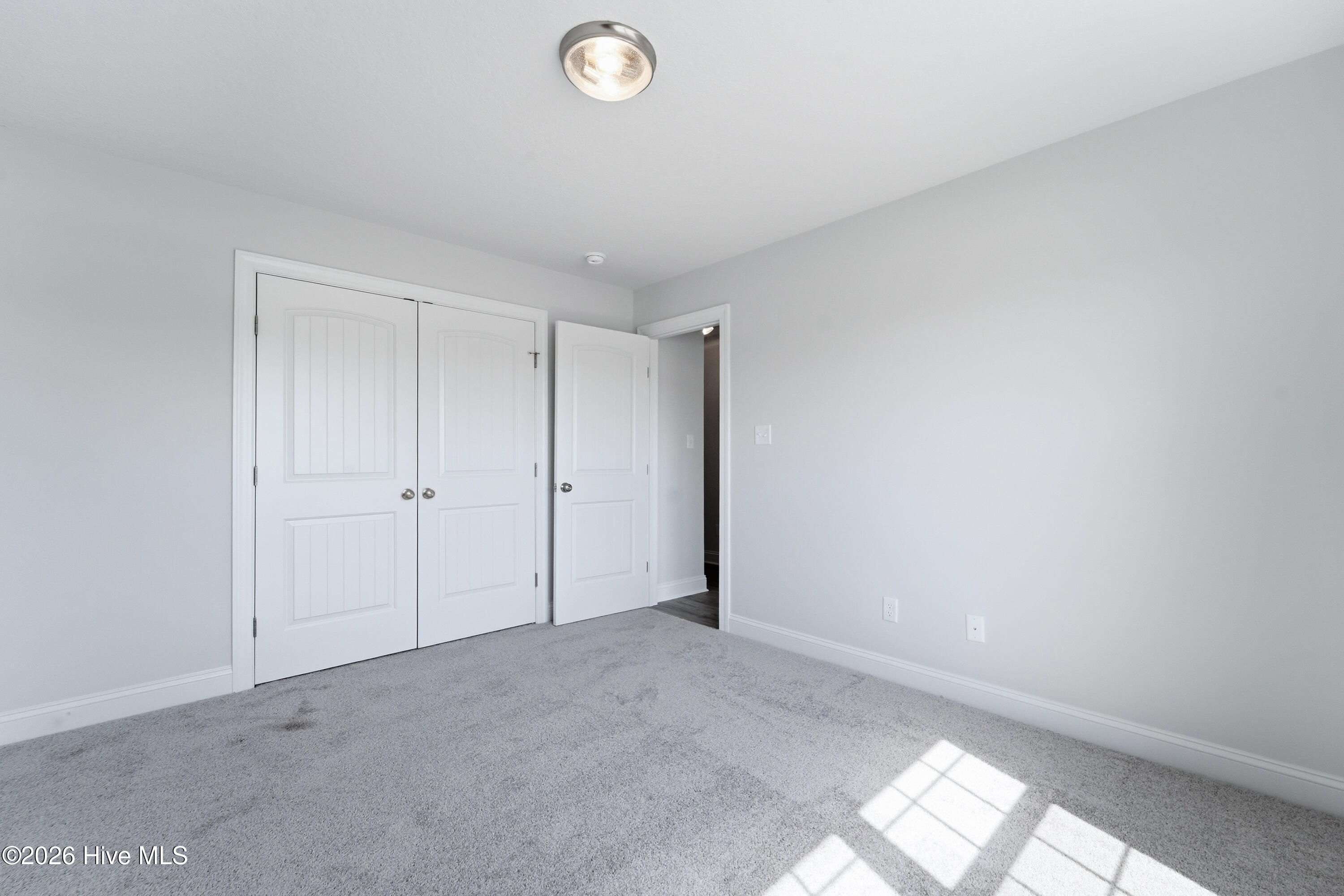 100530741 | Photo 25