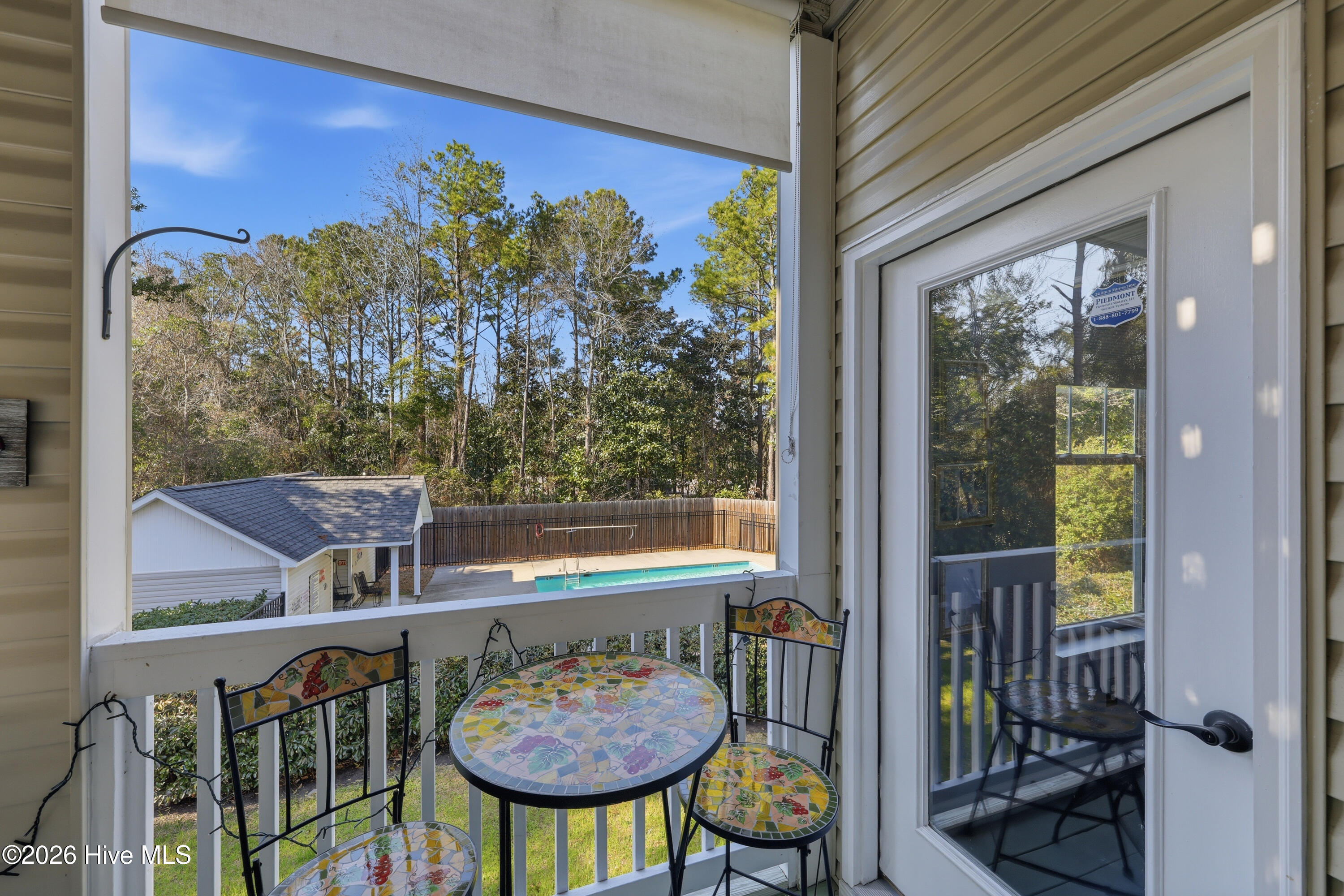 100557540 | Photo 36