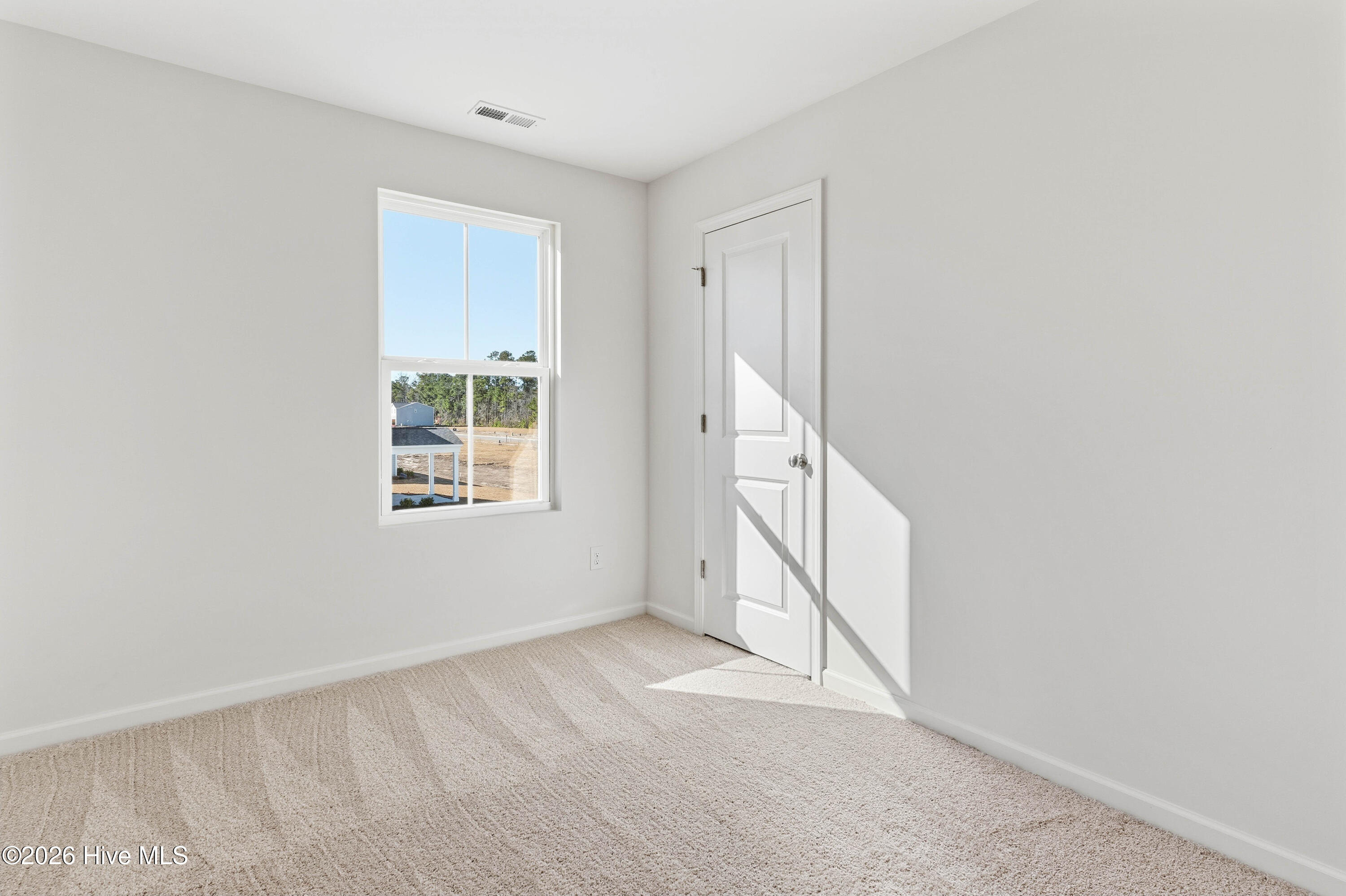 100541480 | Photo 14