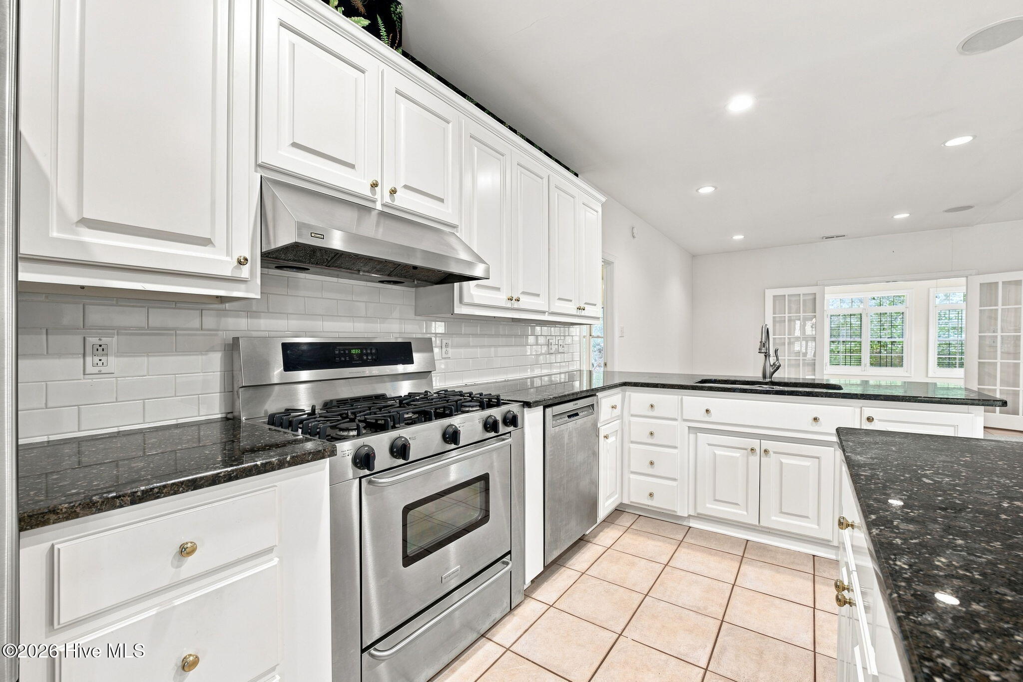 318 Village Green Drive,Trent Woods