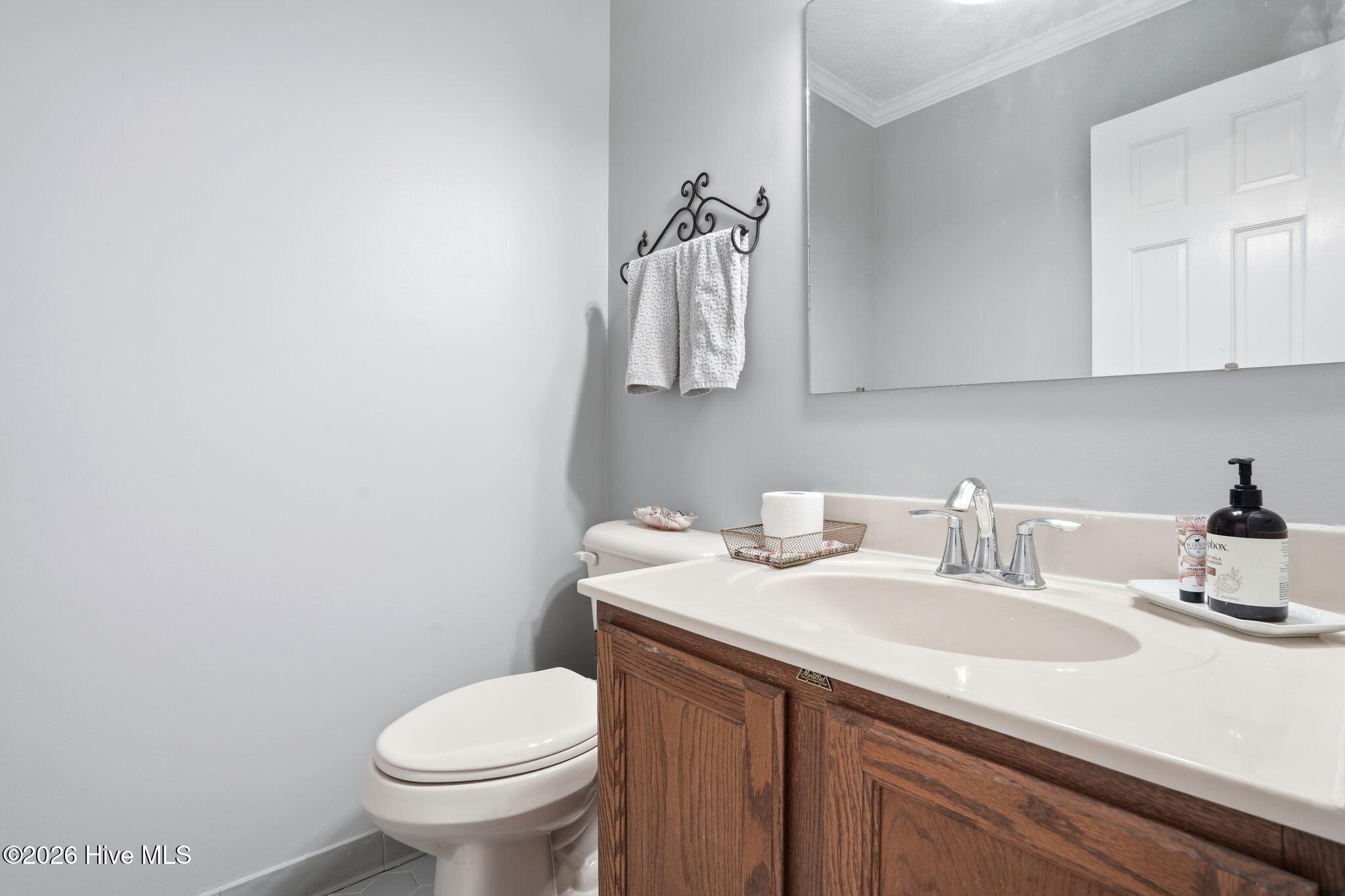 100556511 | Photo 32