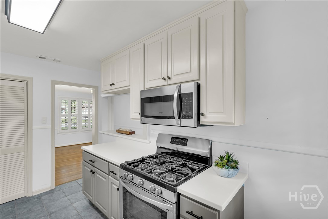 103 E 60th Street