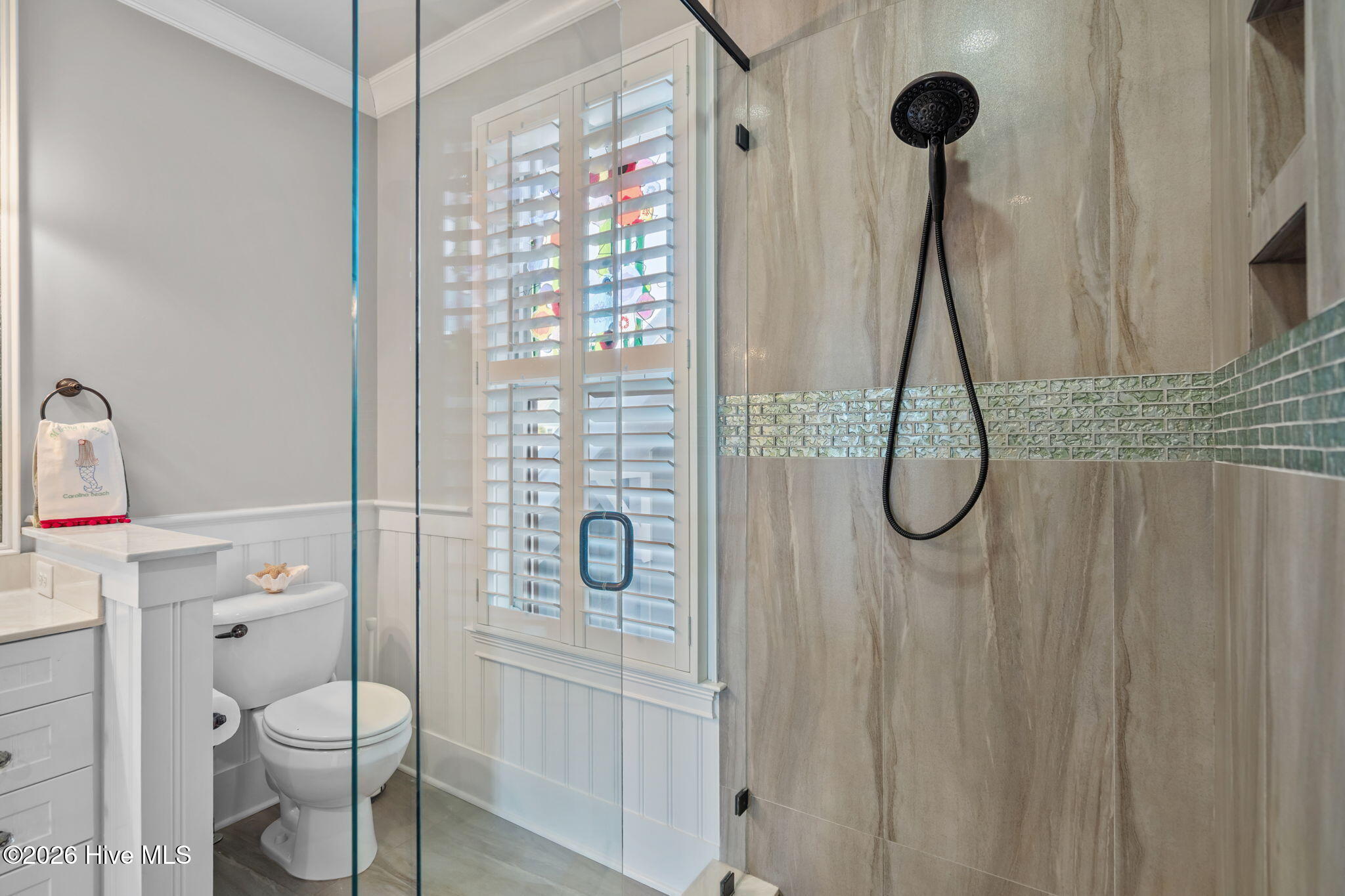 100551618 | Photo 42