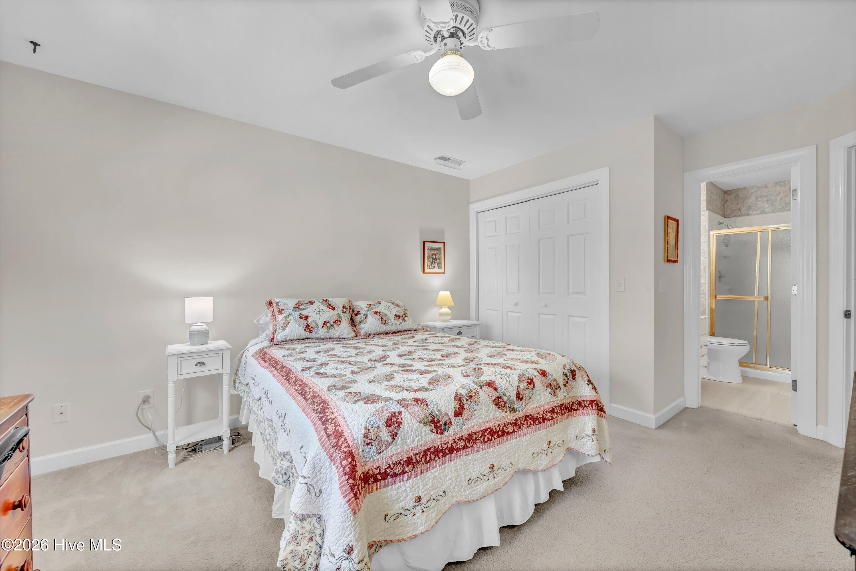 100566684 | Photo 36