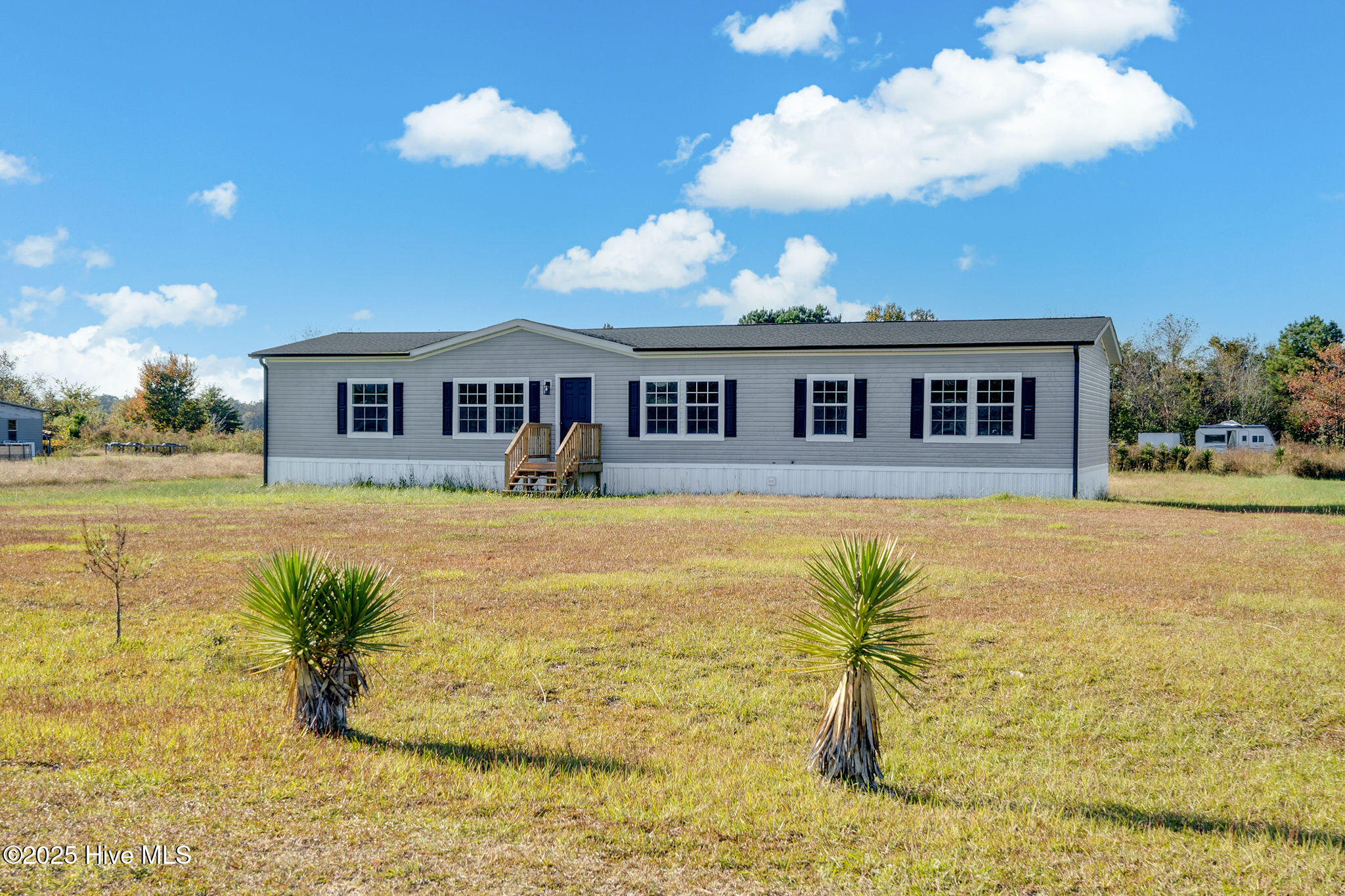 Homes for sale in Beulaville, NC | 124 Fieldcrest Ln, Beulaville, NC 28518 | MLS# 100539465