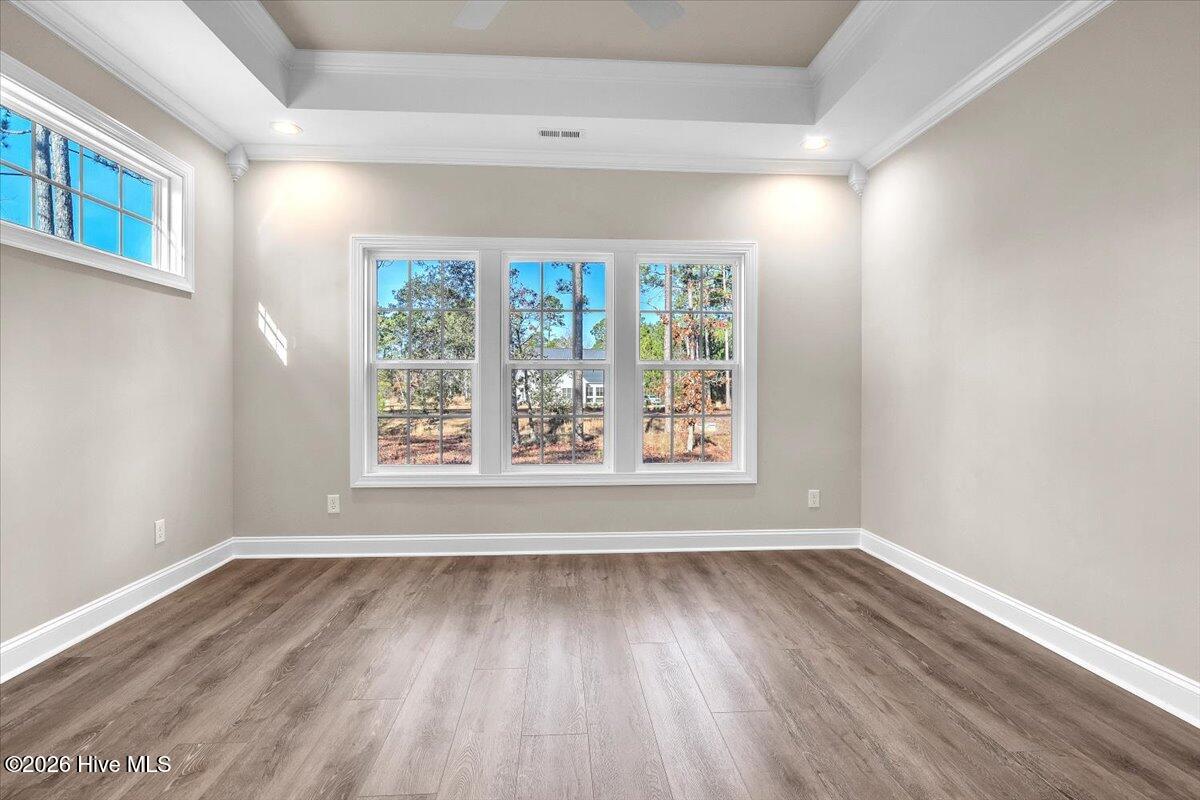 100524155 | Photo 30