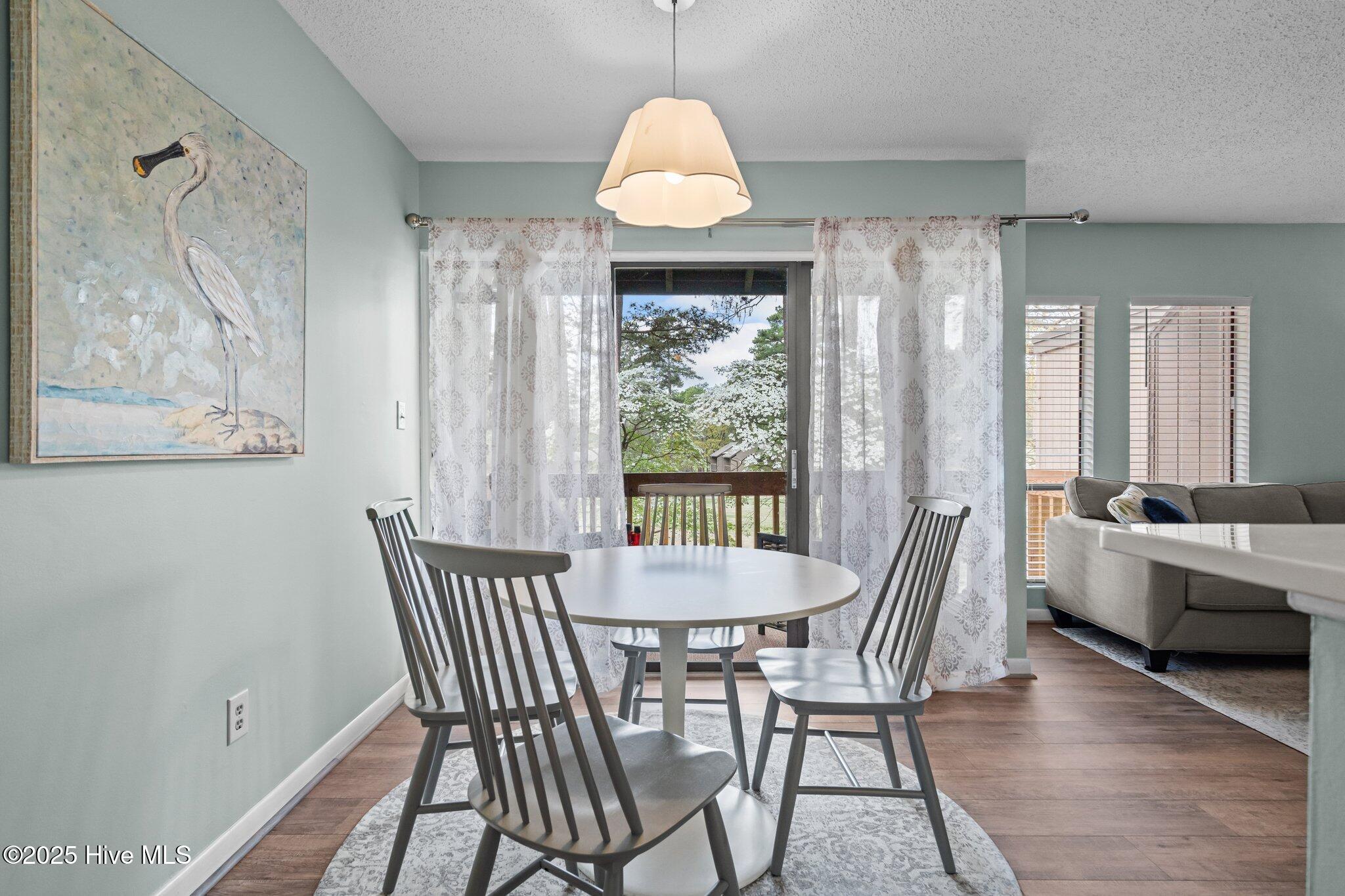5 Pine Tree Road 211