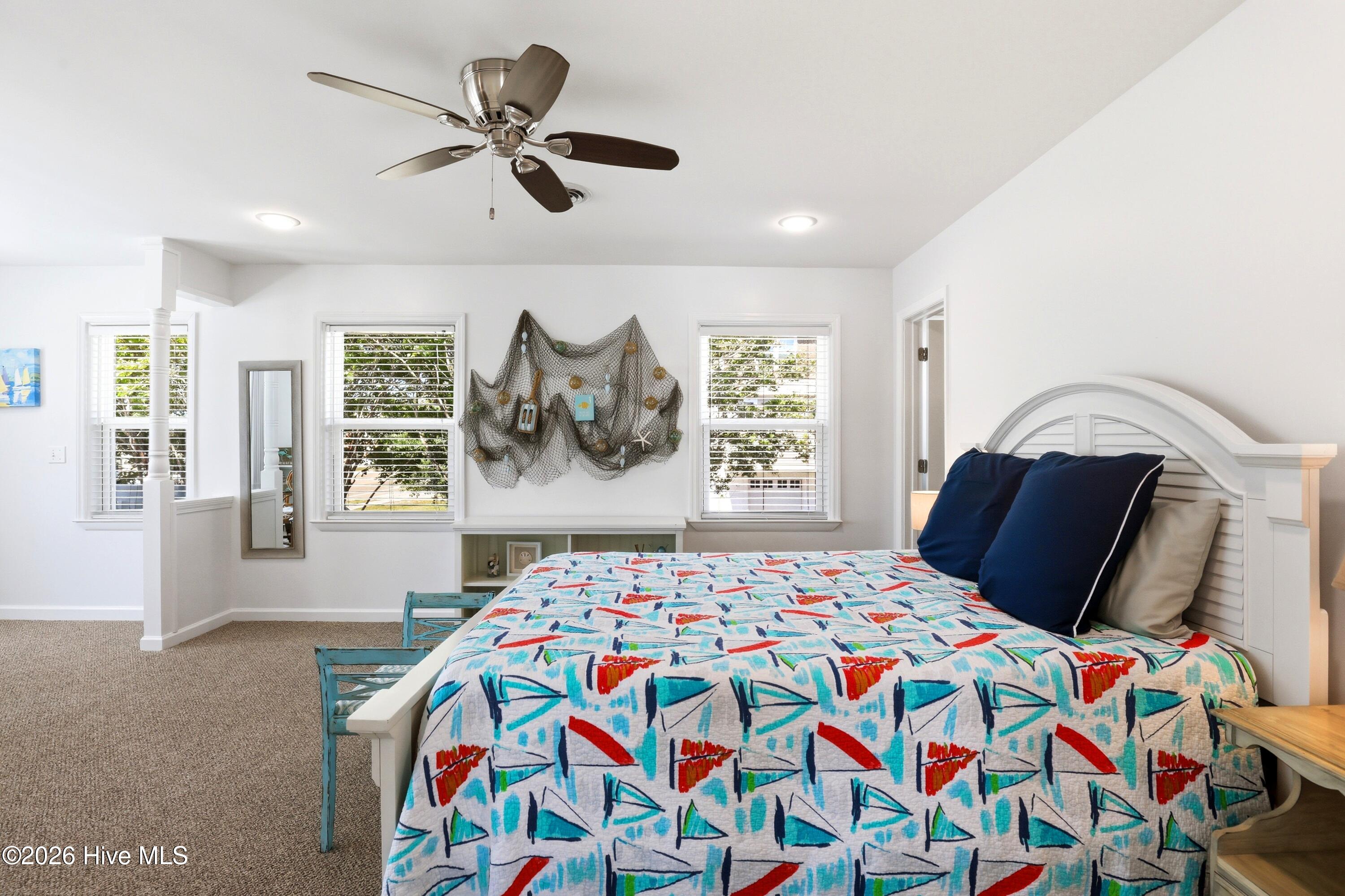 100569412 | Photo 15