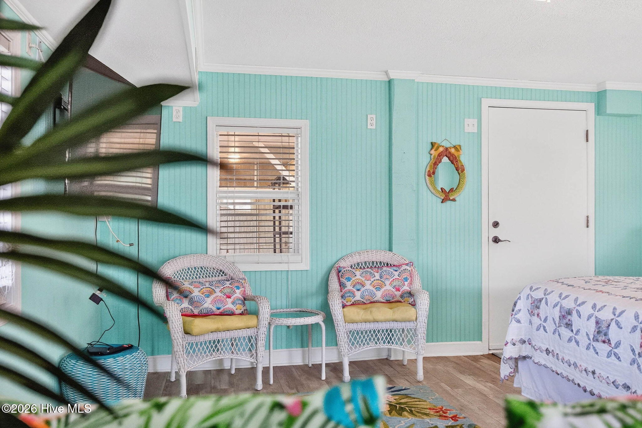 100564283 | Photo 48