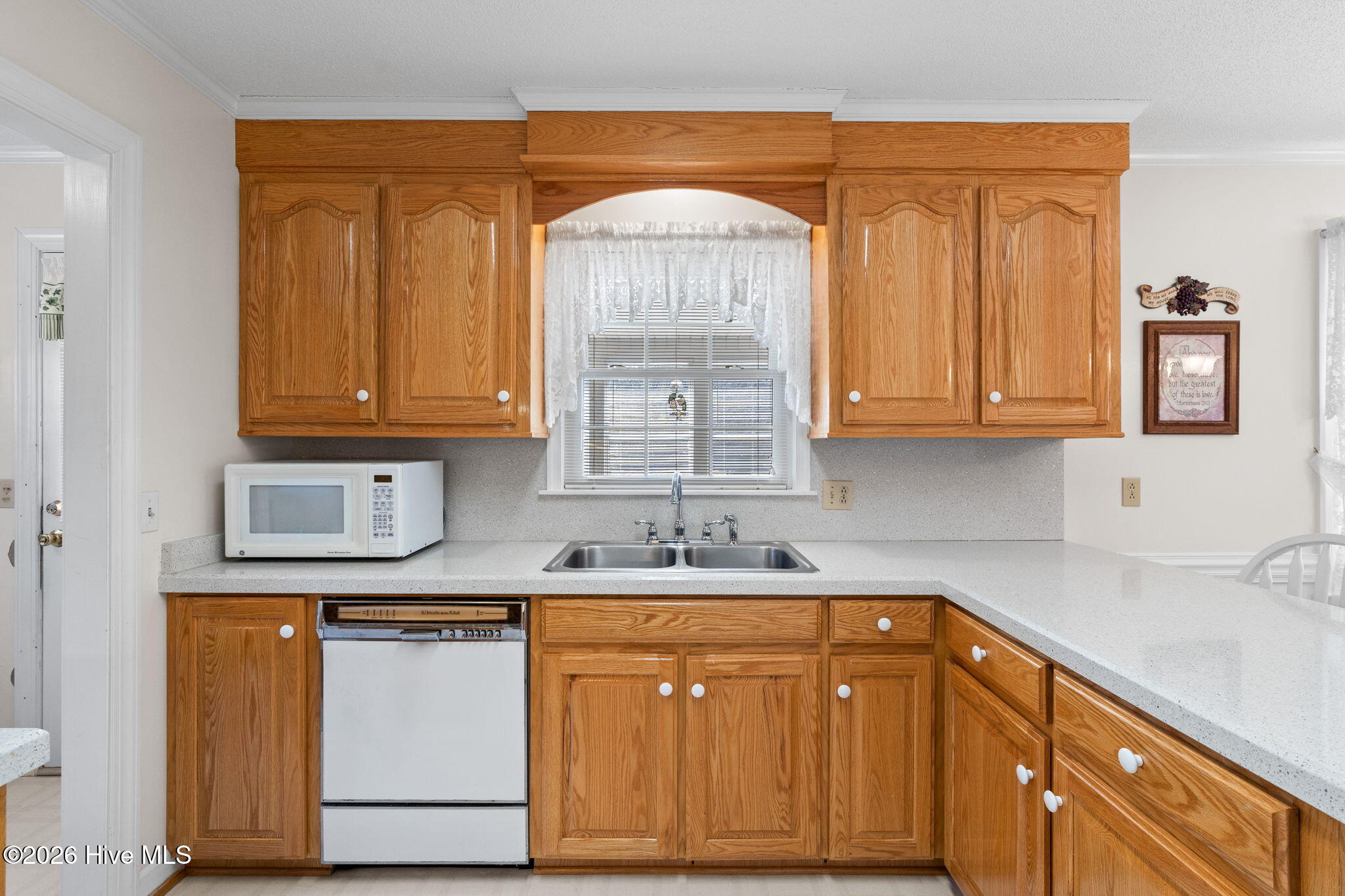 100554530 | Photo 18