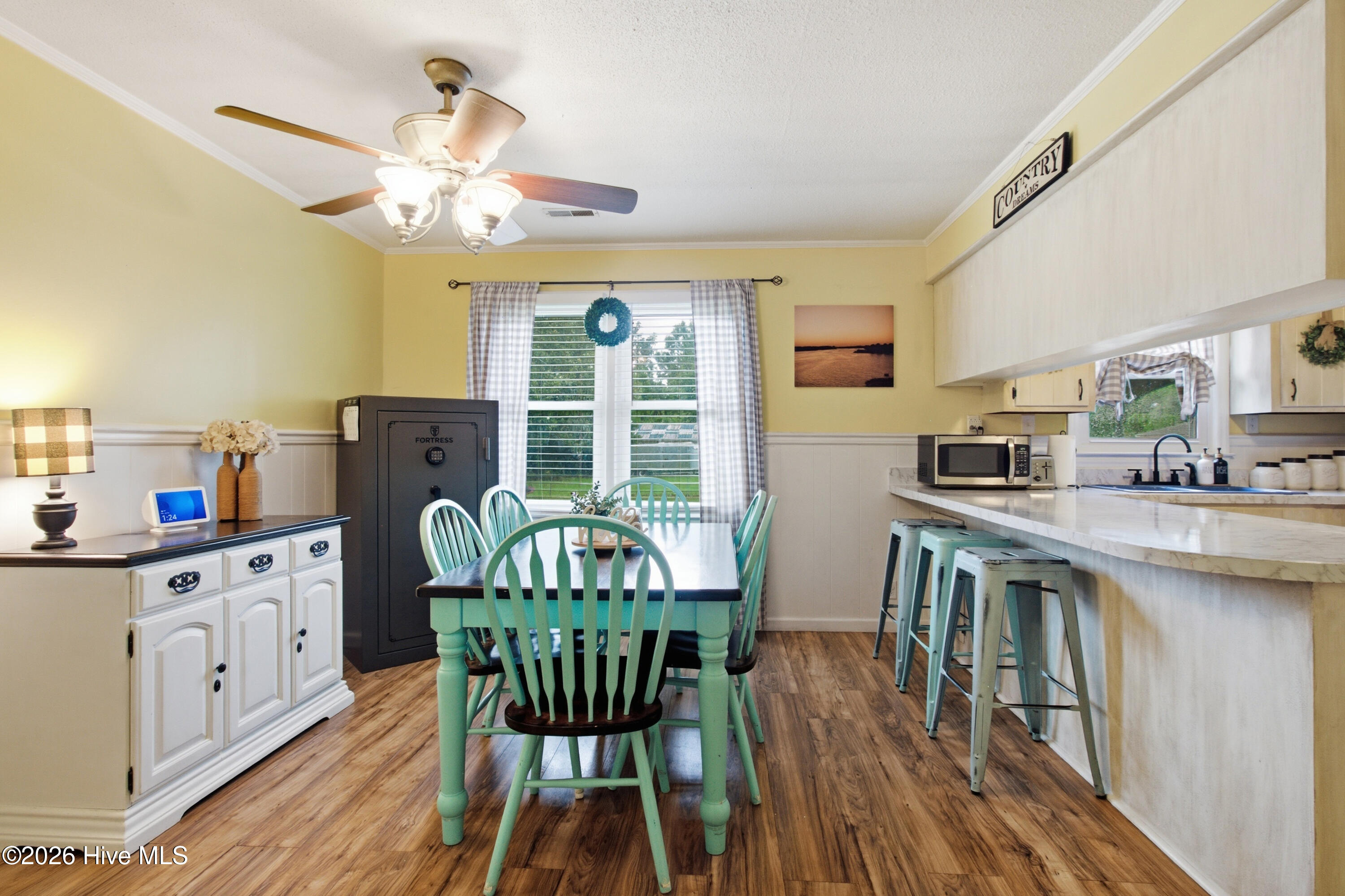 6634 Florence Road,Merritt