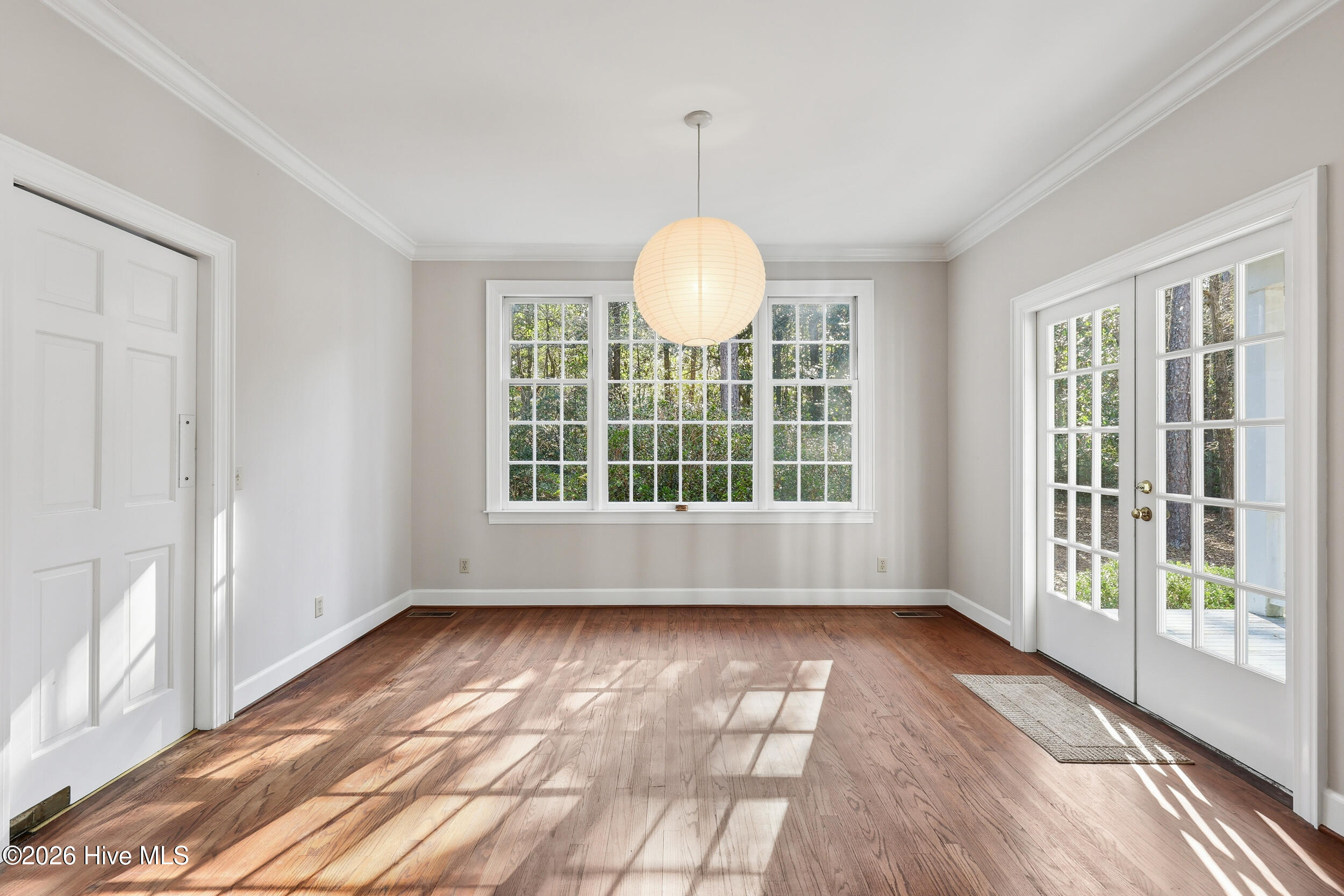 100554424 | Photo 14